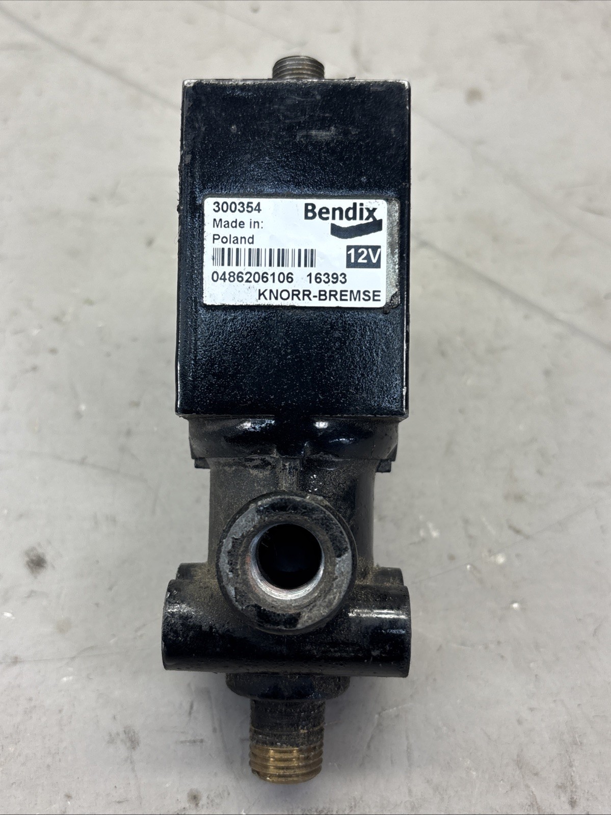 Bendix 300354 Solenoid Valve