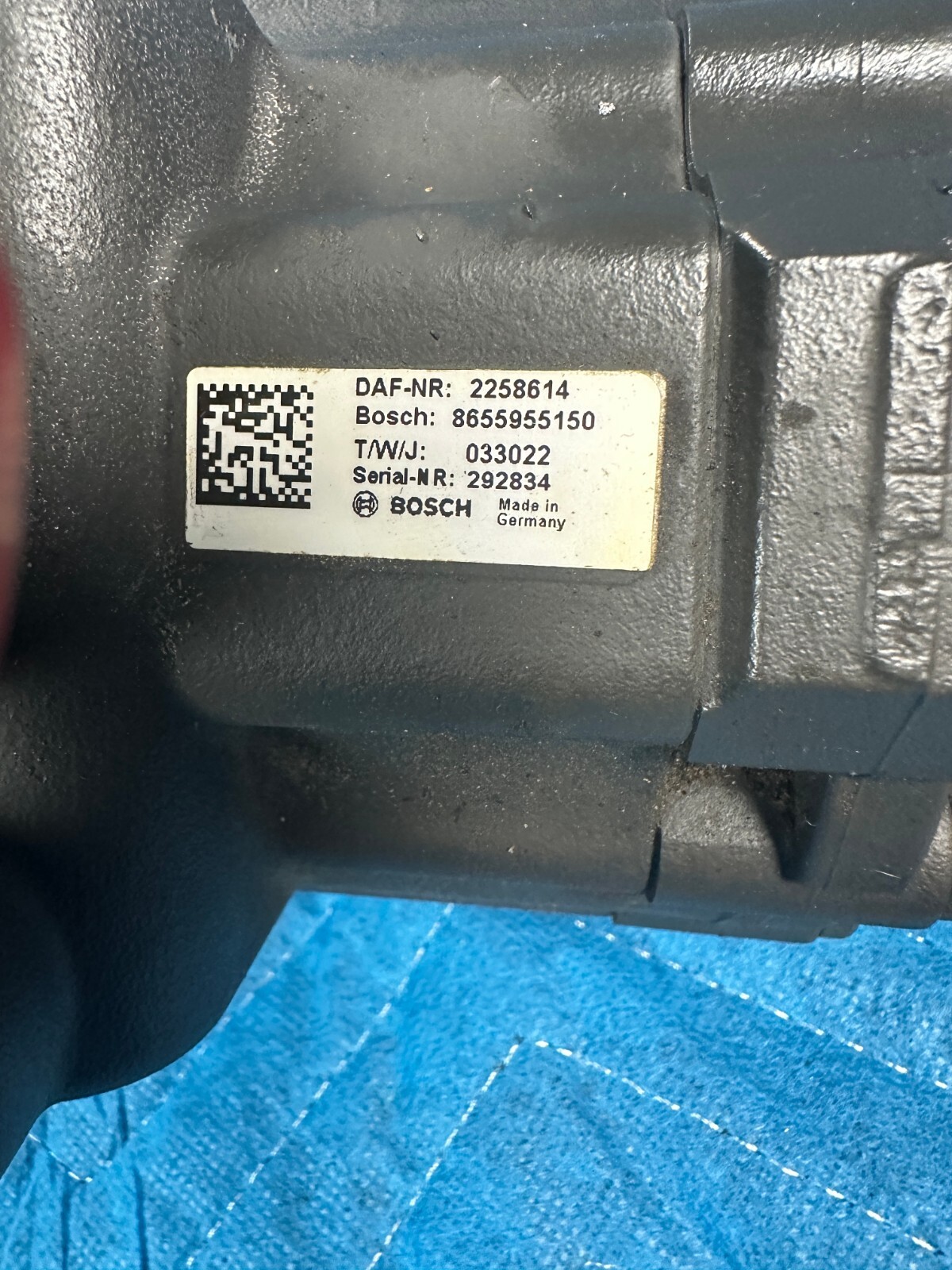 Kenworth T680 Steering and Fuel Pump Bosch 87k 2023 OEM