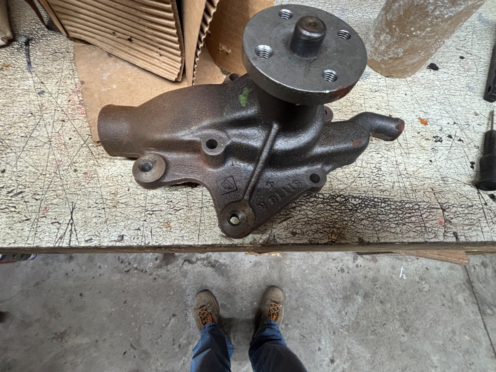 TRW FP1565 NEW WATER PUMP 9W. AMC JEEP 258