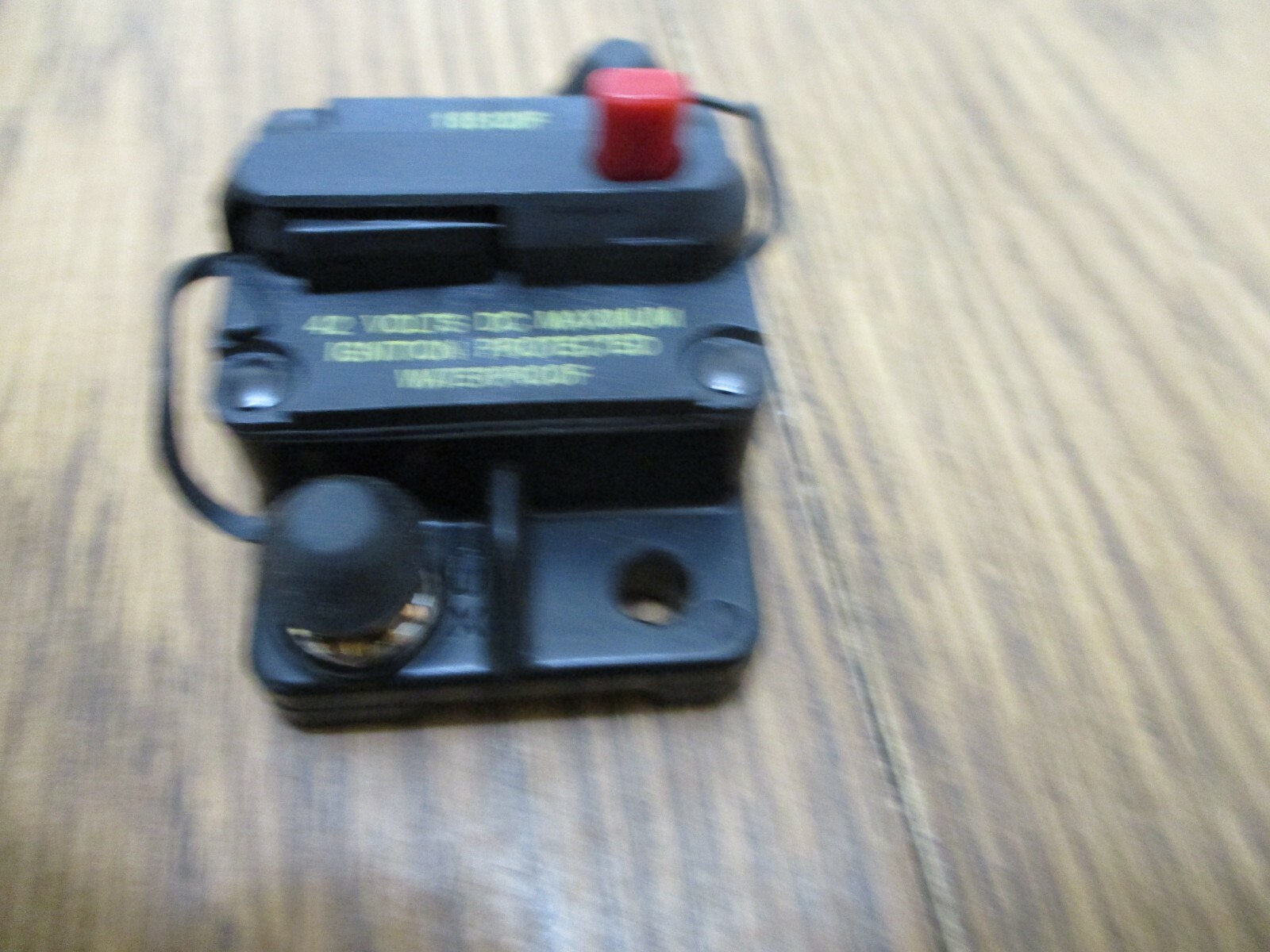 CB3-SM120 HIGH AMP CIRCUIT BREAKER TYPE III SURFACE MOUNT 120 AMP MANUAL RESET
