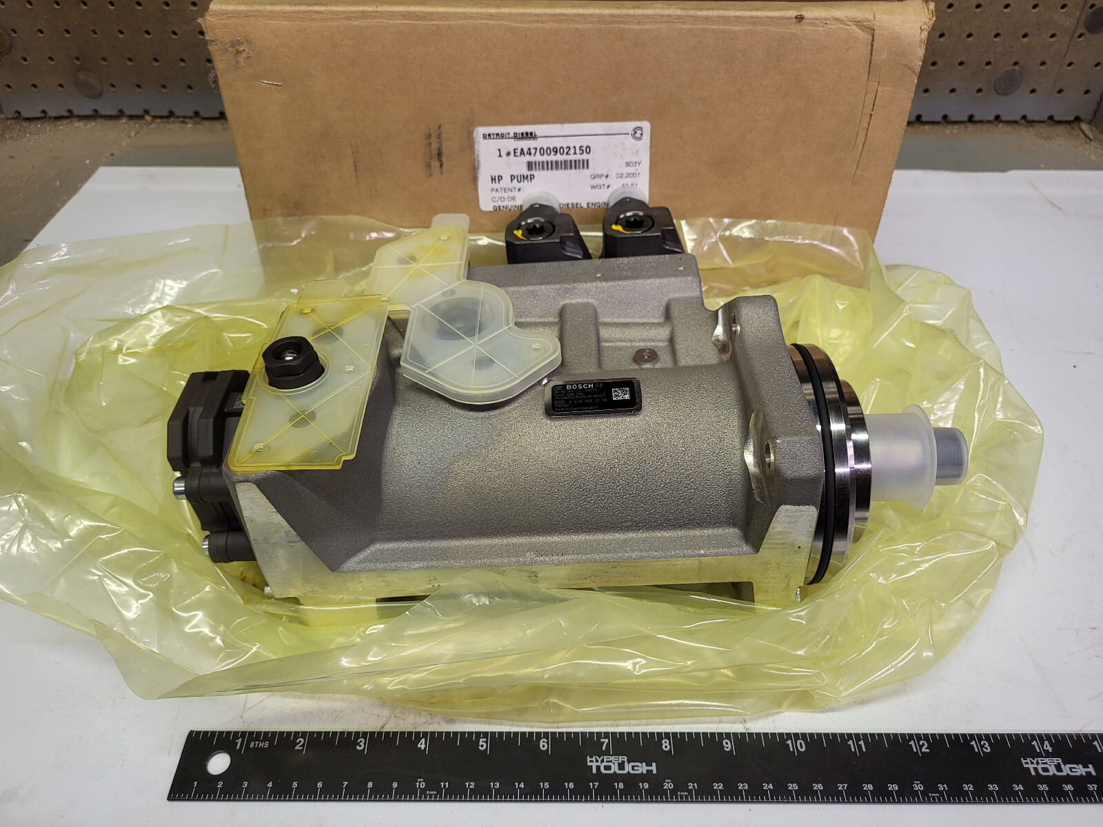 DD13 DD15 CPN5 HP Fuel Pump Detroit Diesel # EA4700902150 Bosch A 470 090 21 50