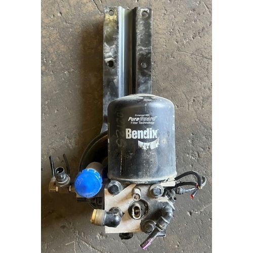 Air Dryer Assembly 2017 KW T680 Low Mileage P/N K124857 (Tag#6359) *RTS*