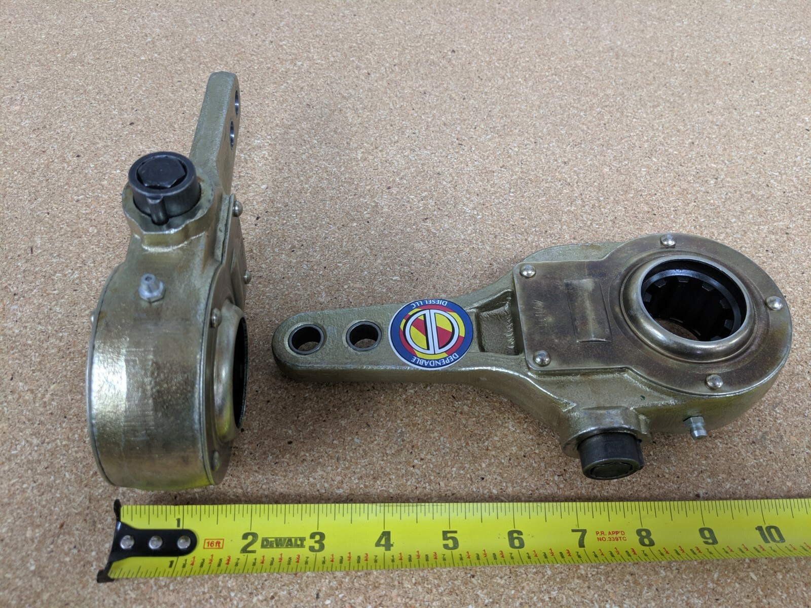Manual Slack Adjusters. Qty. 2 PDC # 47011 Ref. # Midland KN47011, Bendix 278321