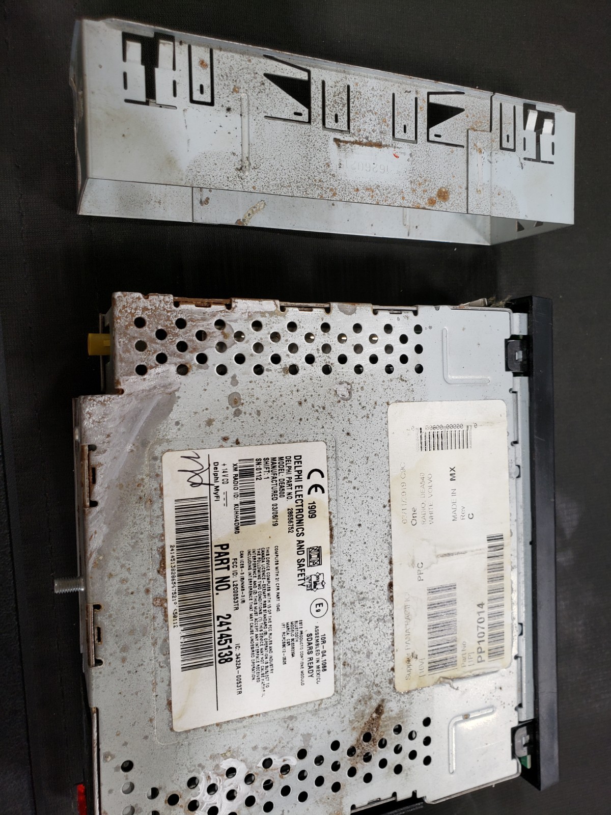 Volvo VNL Bluetooth SXM Radio 24145138, Delphi Item DEA500, Item # M2026J