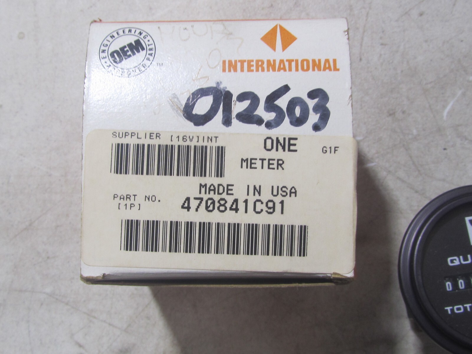 NEW GENUINE OEM INTERNATIONAL HOUR METER 470841C91