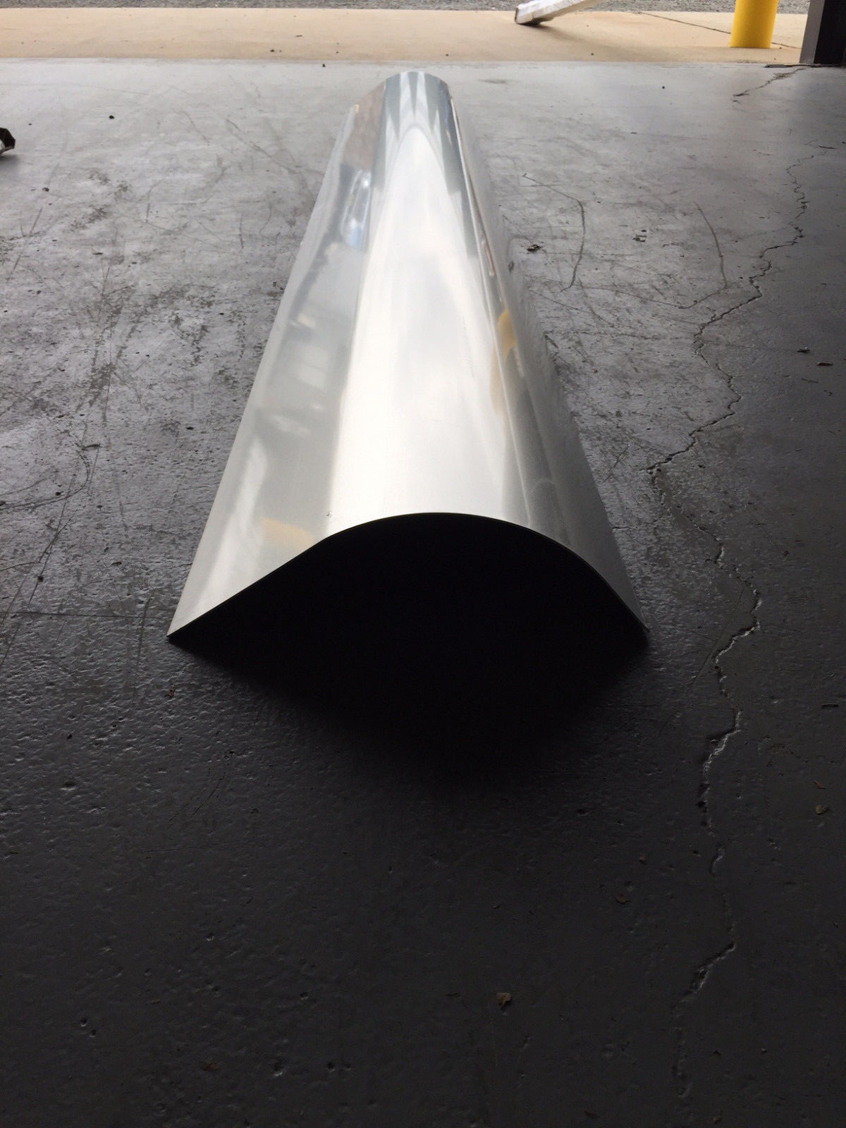 Morgan OEM Corner Radius – 104″ High Aluminum – Morgan Olson Corner Cap Supreme