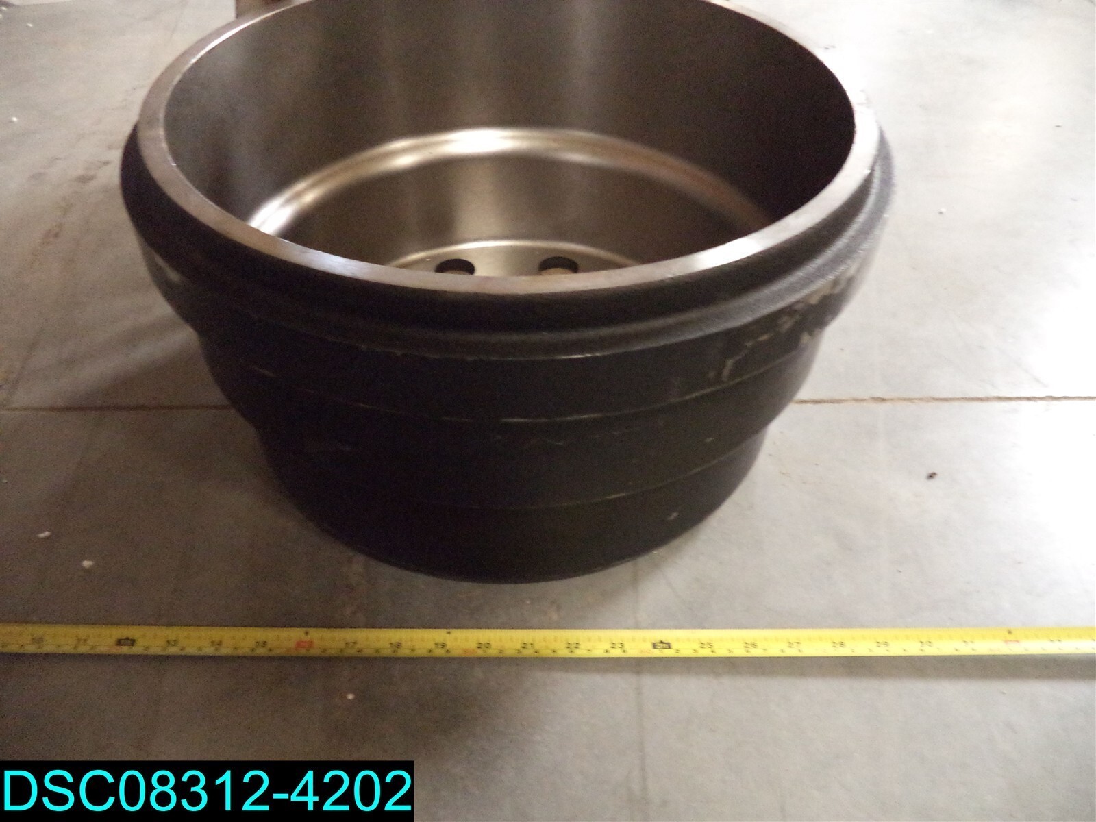 10009920 – Brake Drum – Front, TruTurn, 15 in. dia. x 4 in. Width,10-Bolt Holes