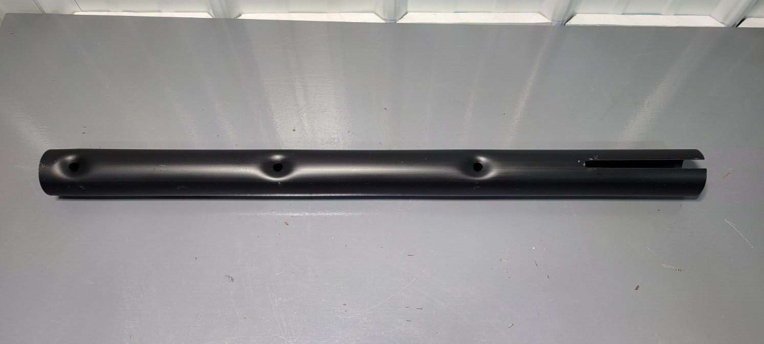 AM General 5735953 M916 M915 Front Fender Mounting Tube/Bracket 471001-166-8217