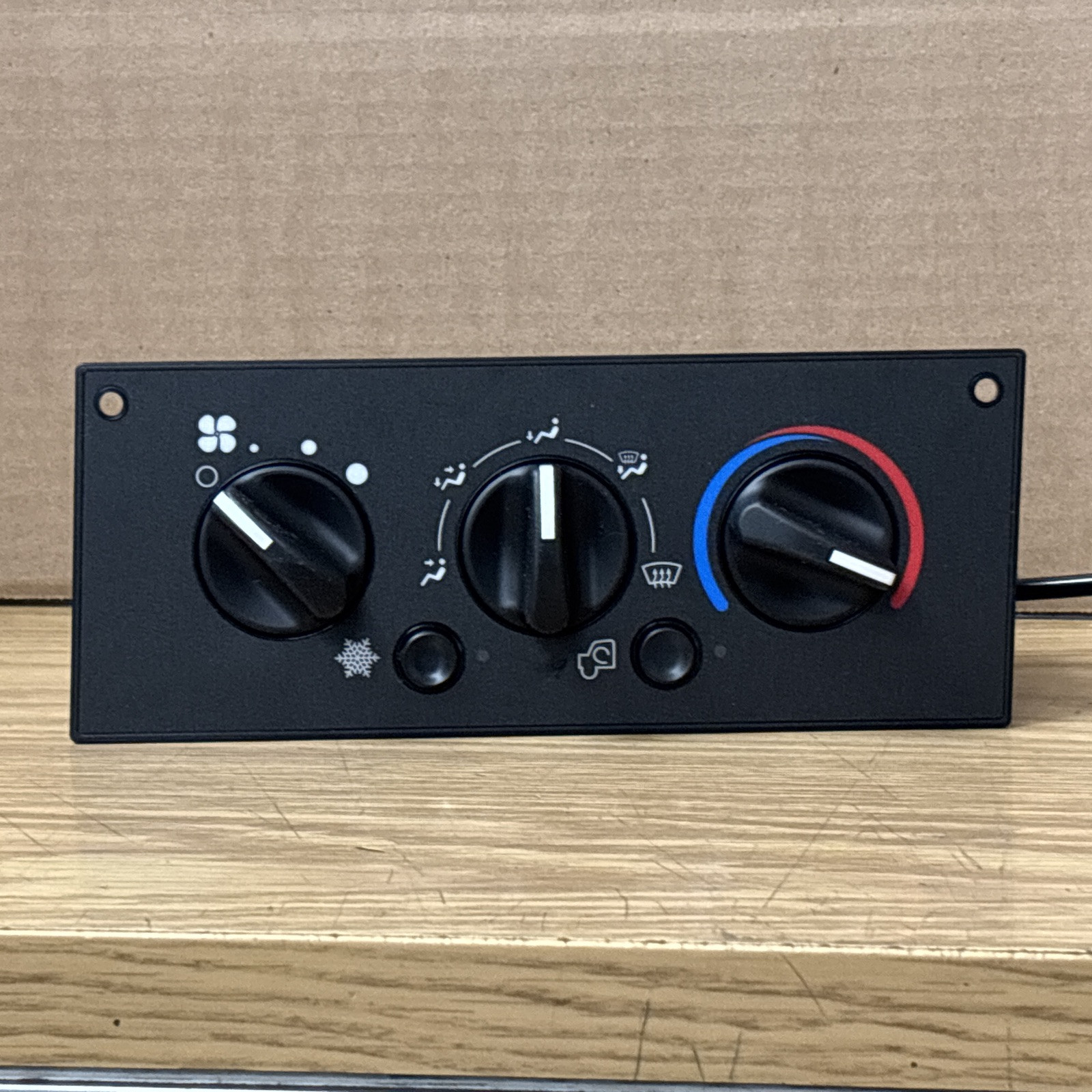 ~ NEW TRP BRAND ~ HEAT / AC TEMPERATURE CAB CONTROL PANEL ASSEMBLY UNIT ~ CP1001