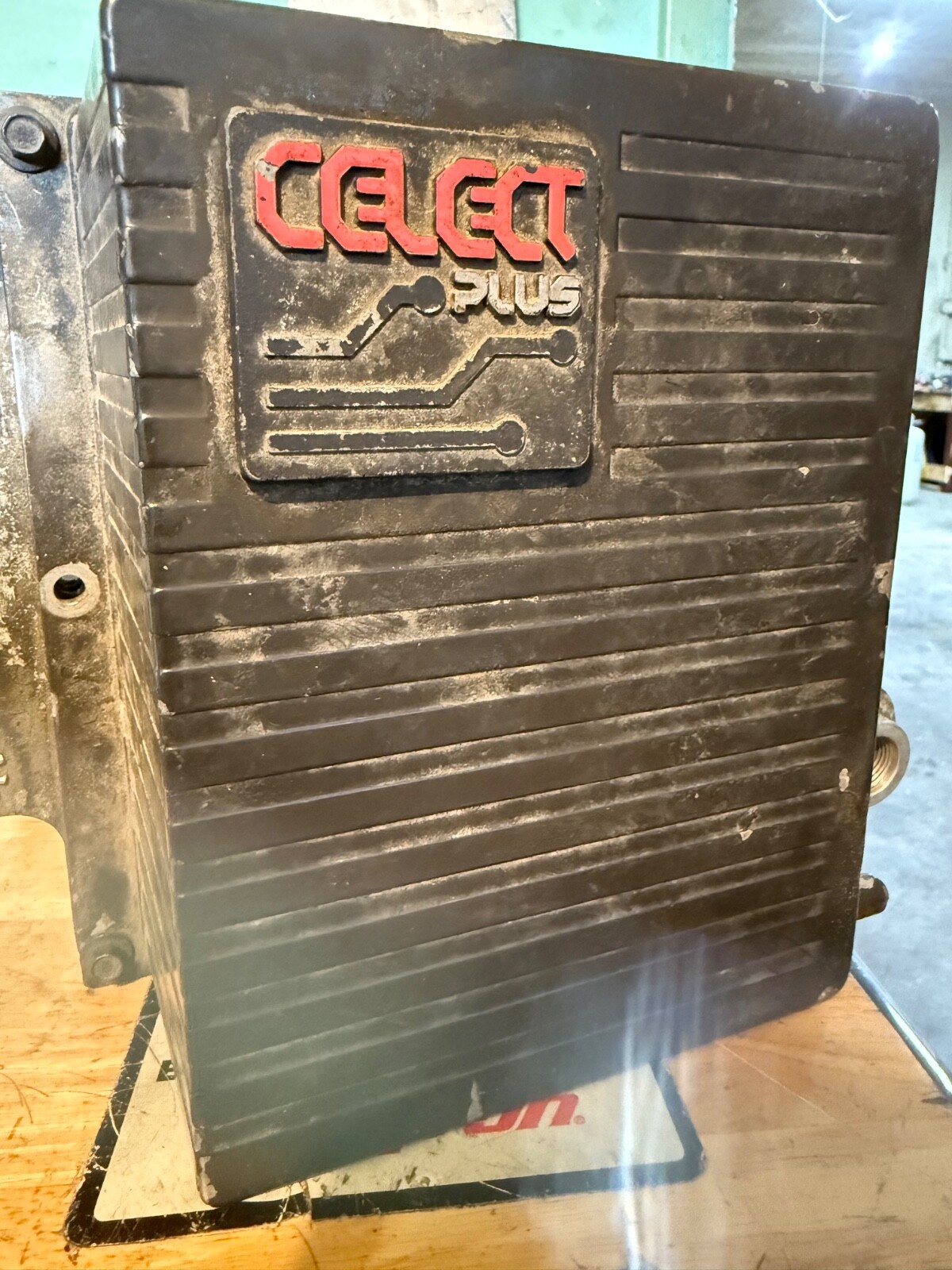 N-14 celect plus semi truck parts & accesories