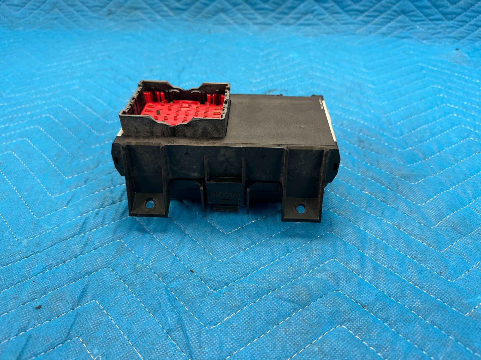 Kenworth T680 Paccar PDC Sleeper Cab Fuse Box Assembly 2023 OEM