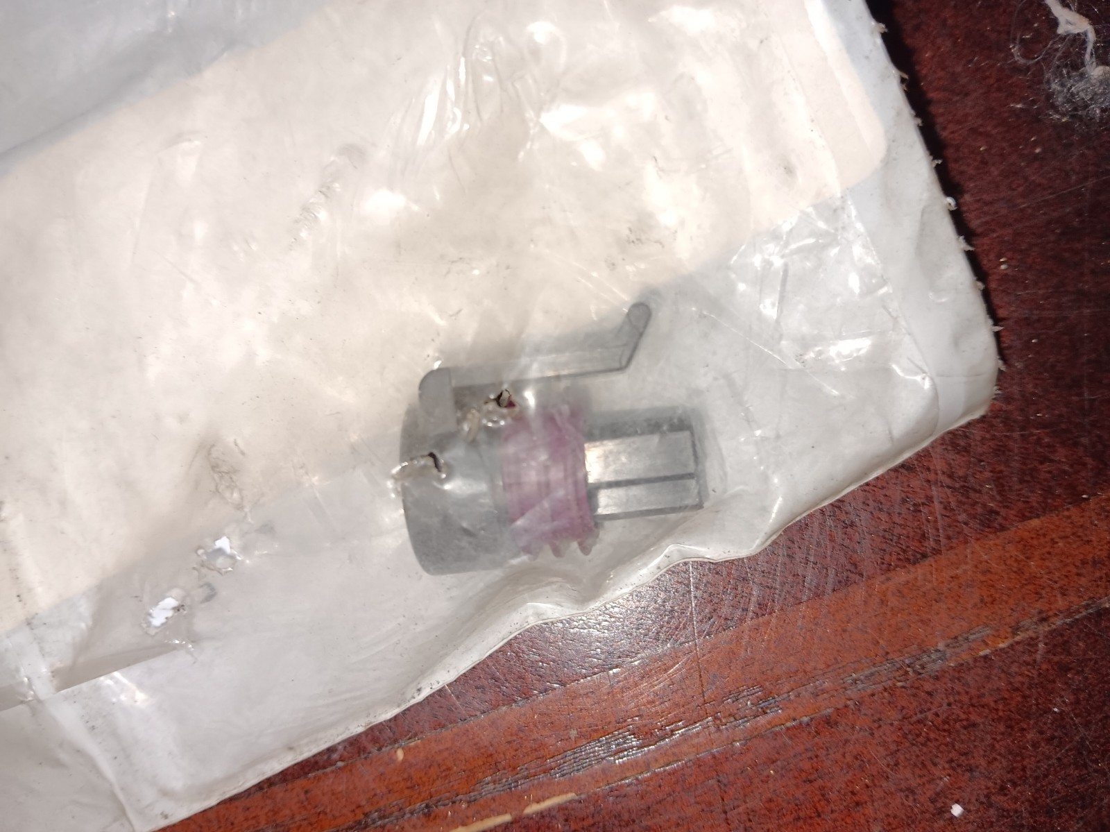 New OEM Connector for Mack 955AM11