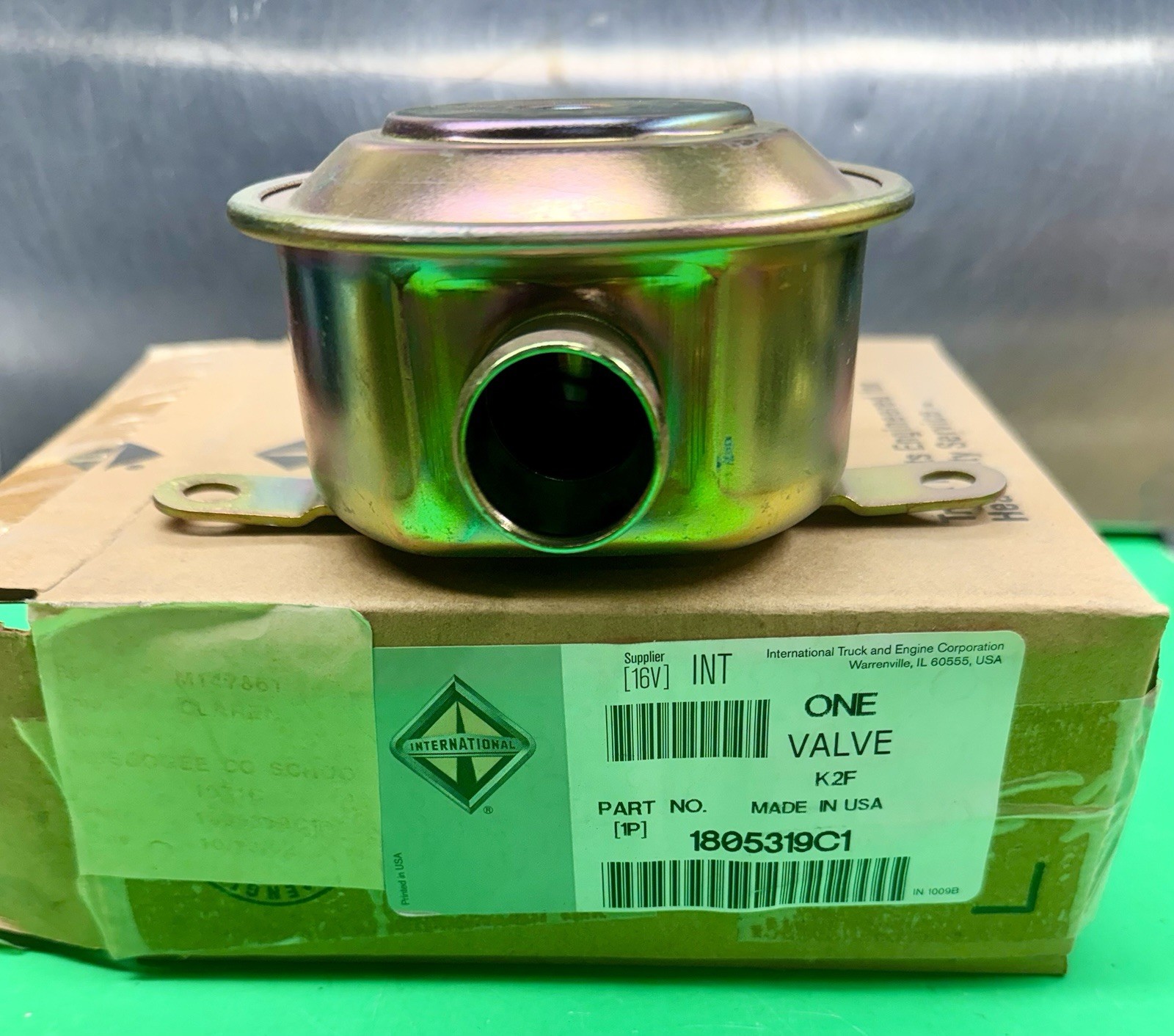 INTERNATIONAL 1805319C1 CRANKCASE VENT PRESSURE RELIEF VALVE T444E 7.3L💥FS💥
