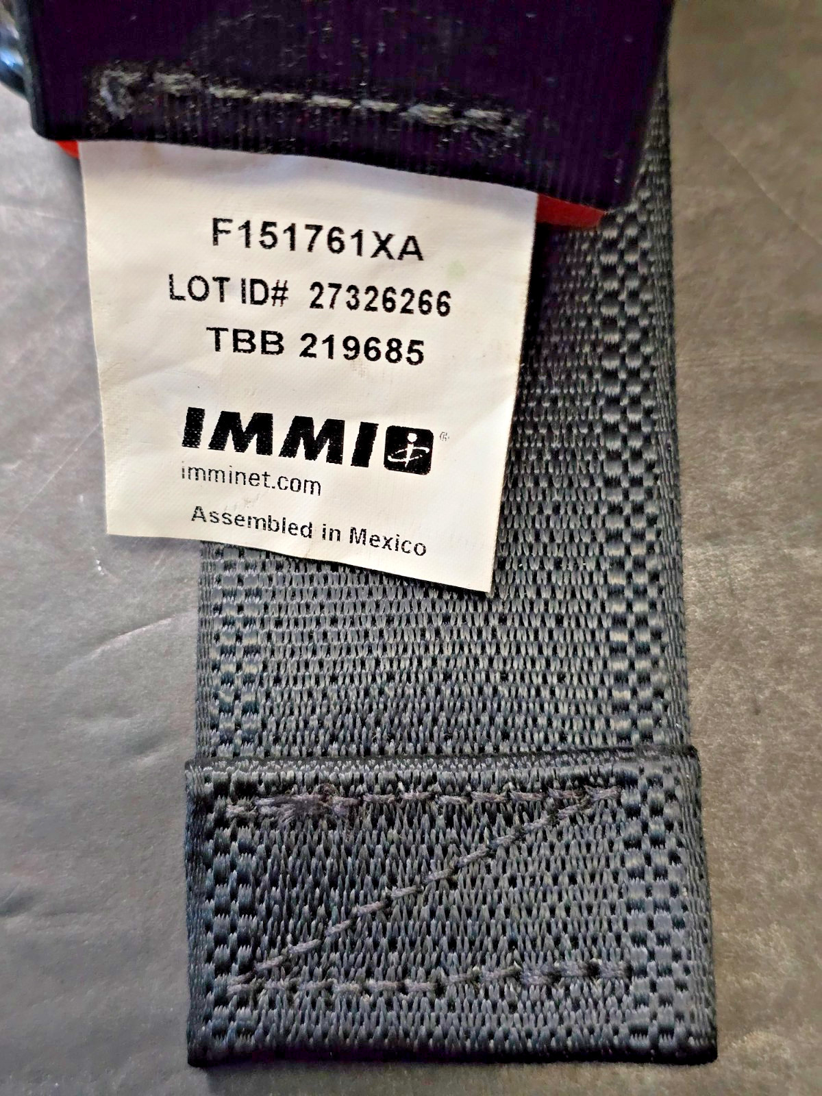IMMI F151761XA 3-Point Seat belt for Fixed, Suspension & Bench Seat W/0 Receiver
