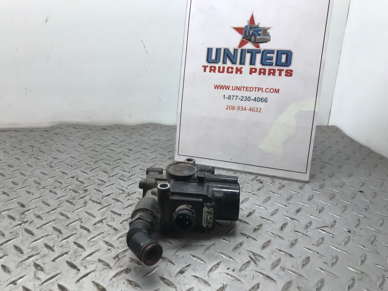 WABCO ABS Relay Valve/Sensor PN: 472-195-052-0