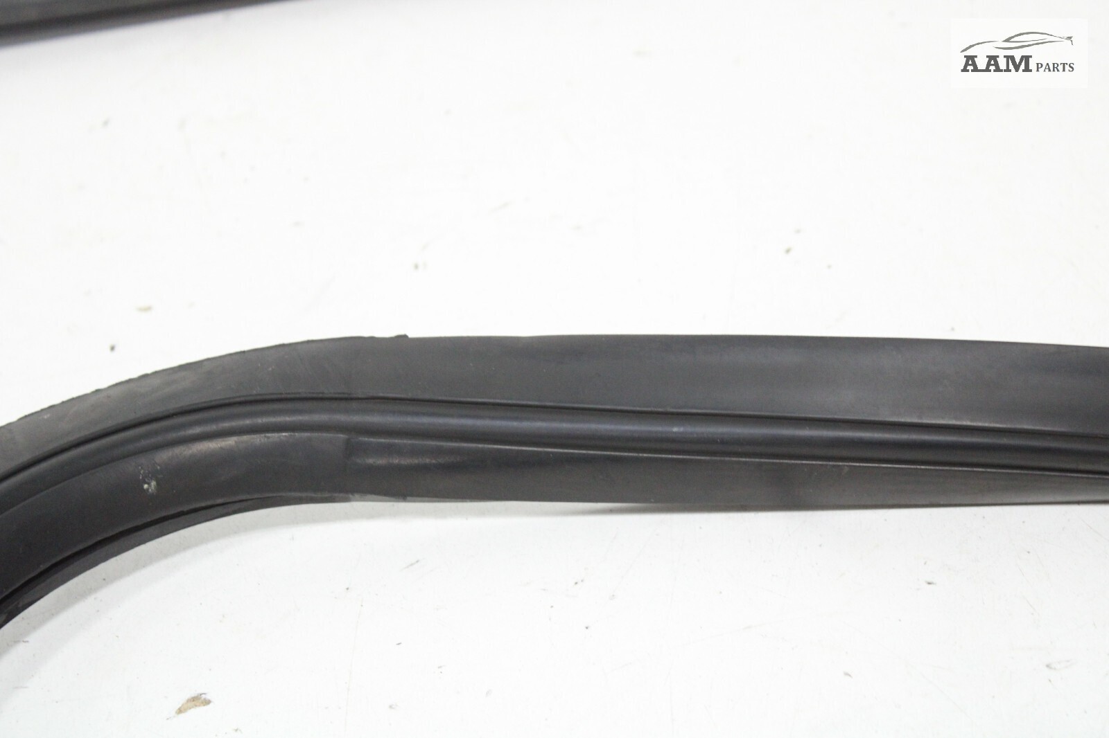 2018-2024 FREIGHTLINER CASCADIA BODY WEATHERSTRIP SEAL RUBBER BLACK OEM