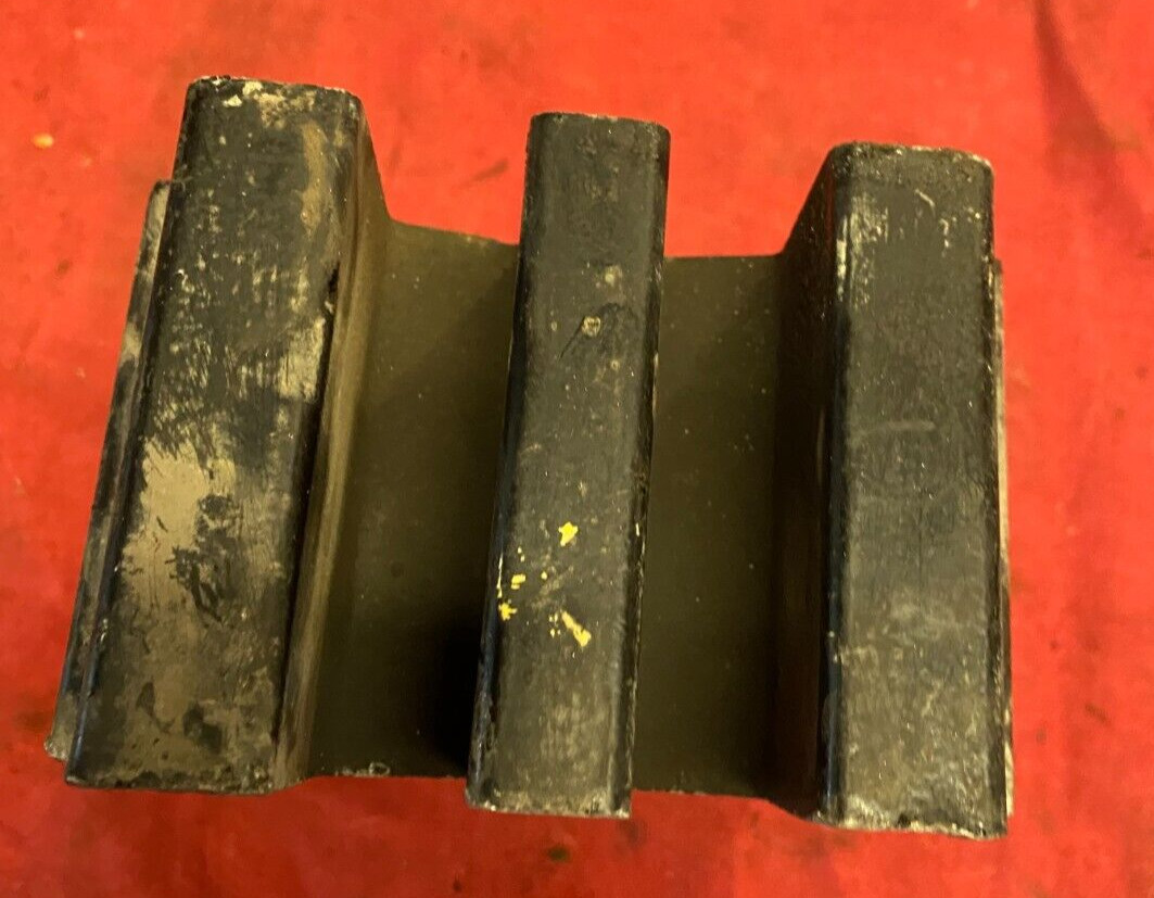 Paccar Front Axle Spacer Block B80-6011-070, 16537AA