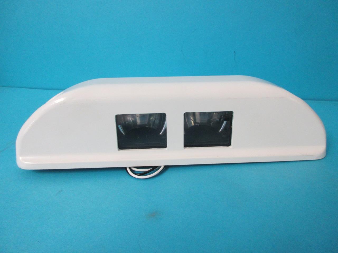 New Honeywell Grimes Aerospace 13V Exterior Door Flood Light p/n 85-0522-1