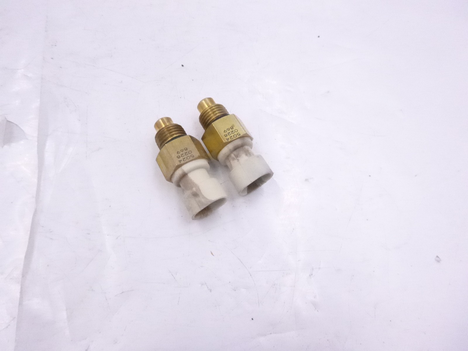 2 Pack Genuine Airpax 5024-0228-869 Temperature Sensor Wise Temp 5024 Series