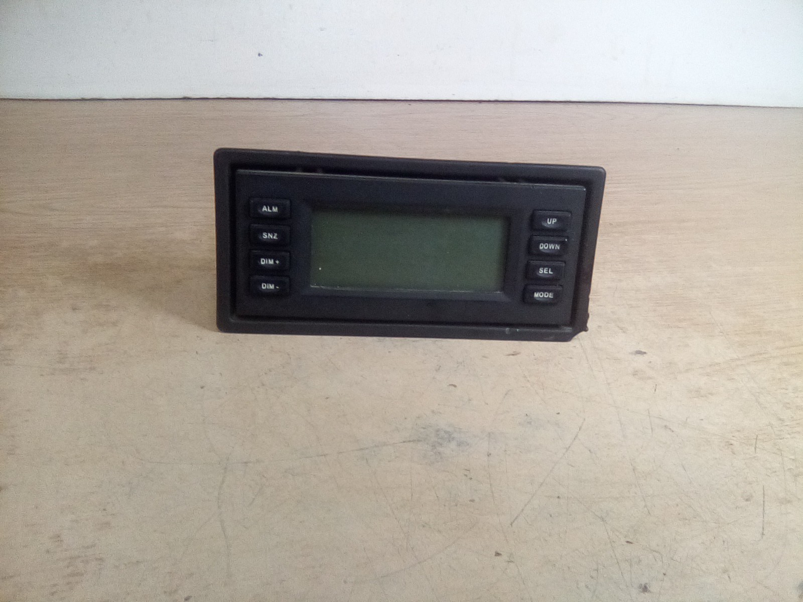 Kenworth T680/Pana Pacific PP104242 Rear Cab Alarm Clock “READ DESCRIPTION”