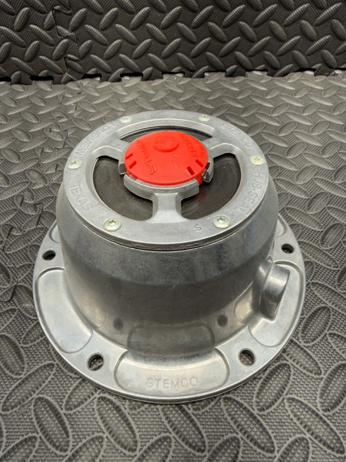 Stemco 349-4195 6-Bolt Integrated Sentinel Grease Wheel Bearing Hub Cap
