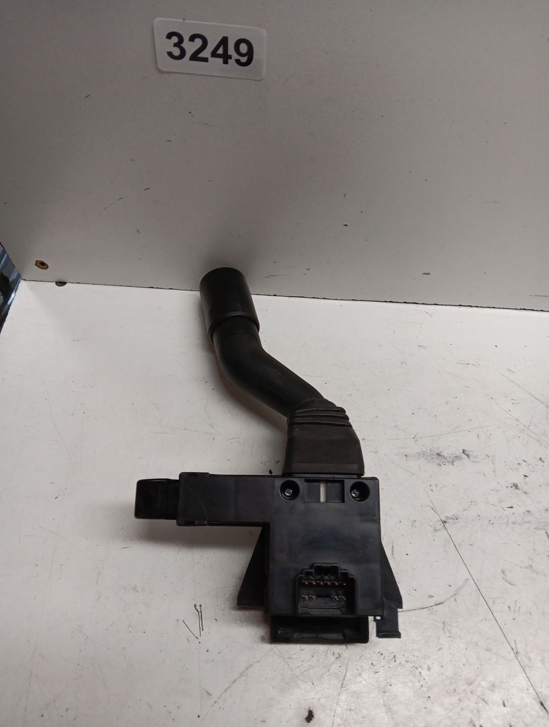International 8600 Turn Signal 13343-5004934 / 3587009C92 Item #3249