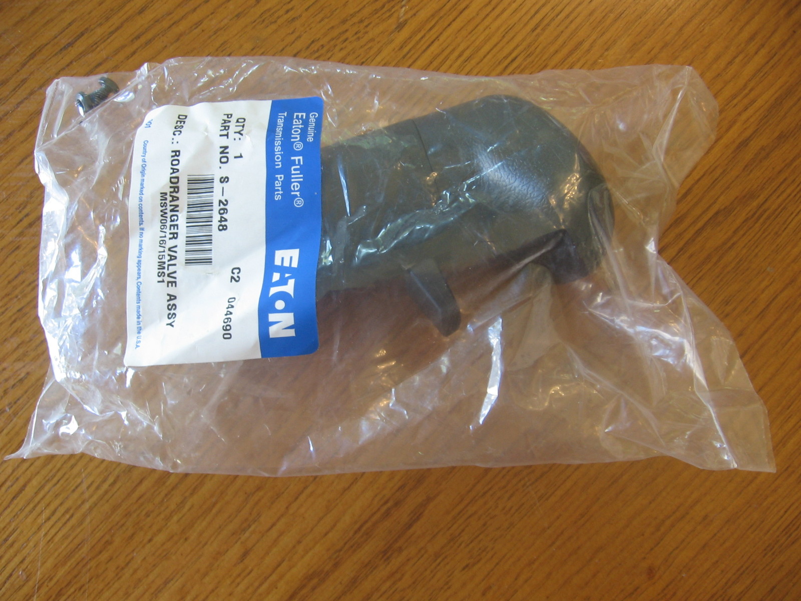 NEW Eaton Fuller S-2648 RoadRanger Valve Assy Gear Shift Knob Handle