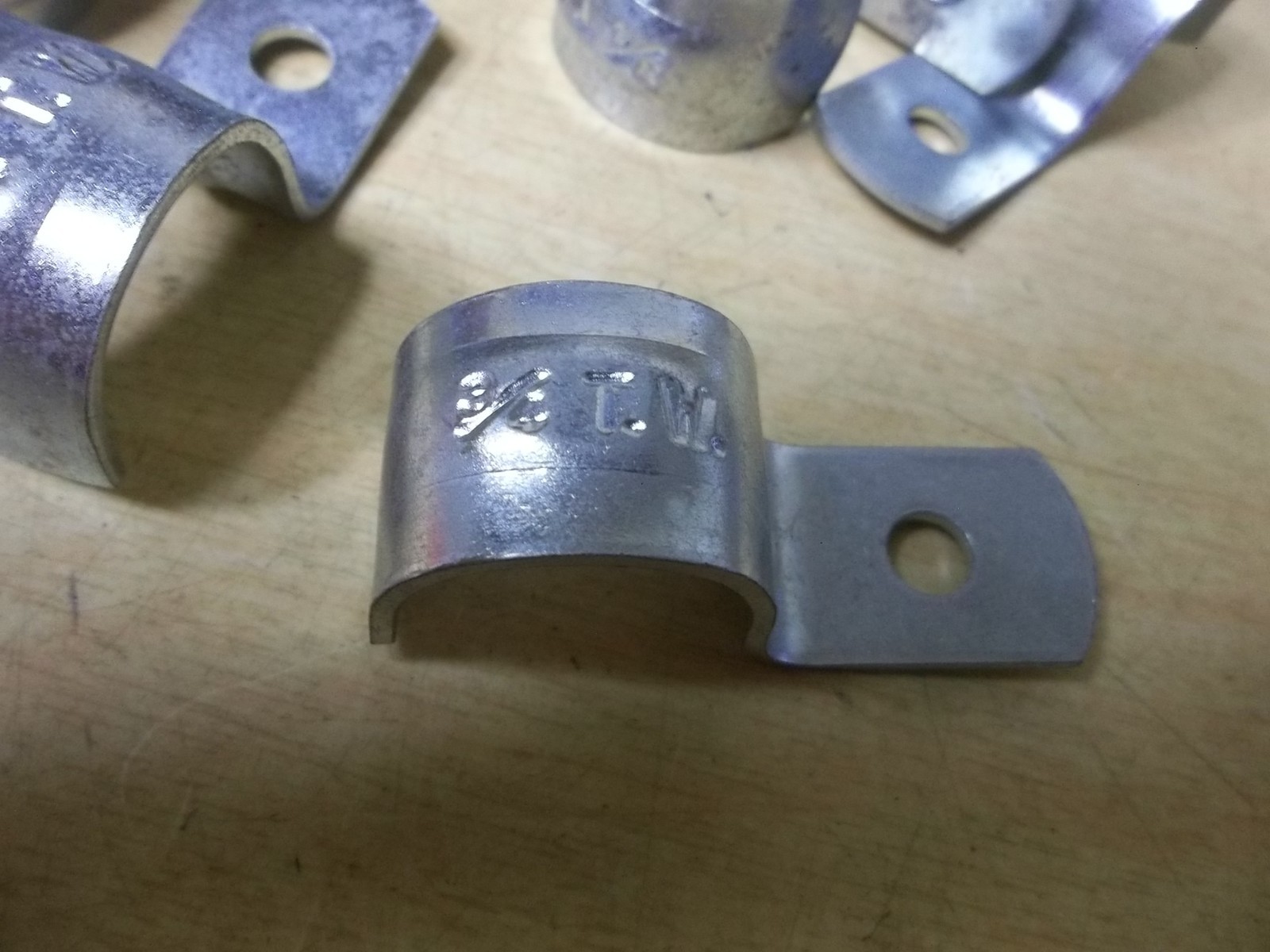 NEW Clamp Pipe Fitting 3/4″ T.W., Lot of 106 Pieces *FREE SHIPPING*