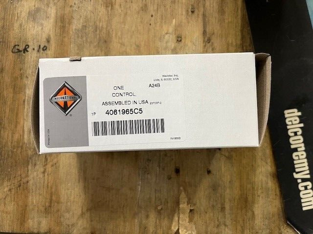 4061965C5 Genuine International Driver Door Control Unit OEM – New