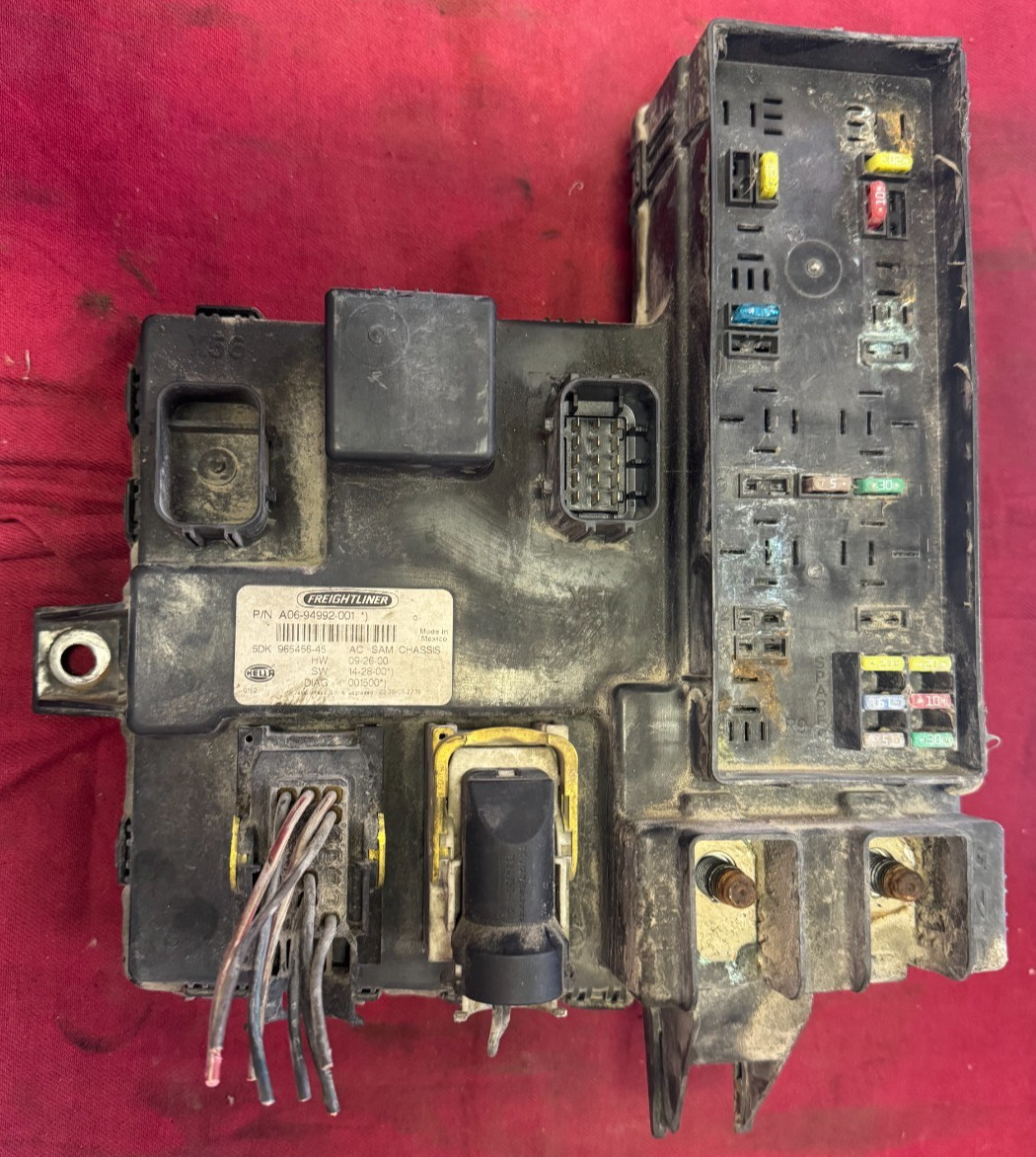 FREIGHTLINER FUSE BOX A06-94992-001 SAM CHASSIS , FUSEBOX 2012 FRT