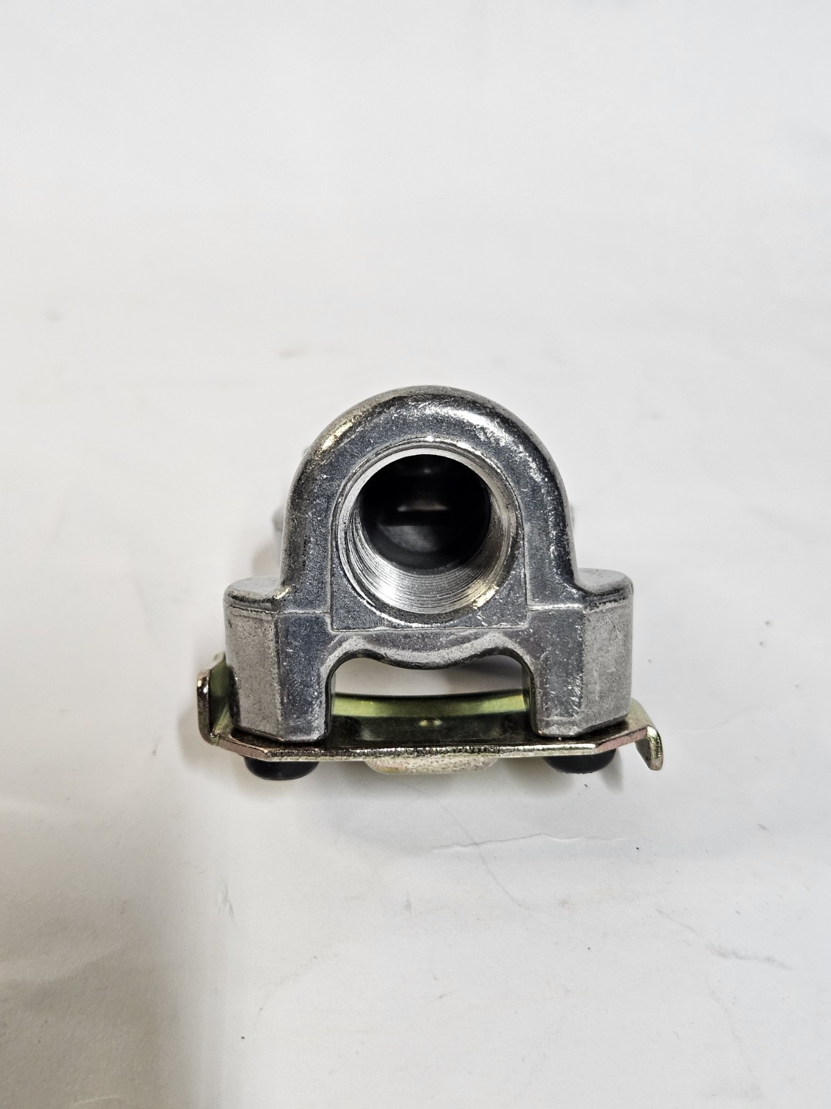 TRUCK PARTS- Universal Gladhand With Seal * Set of 23 Dynacraft