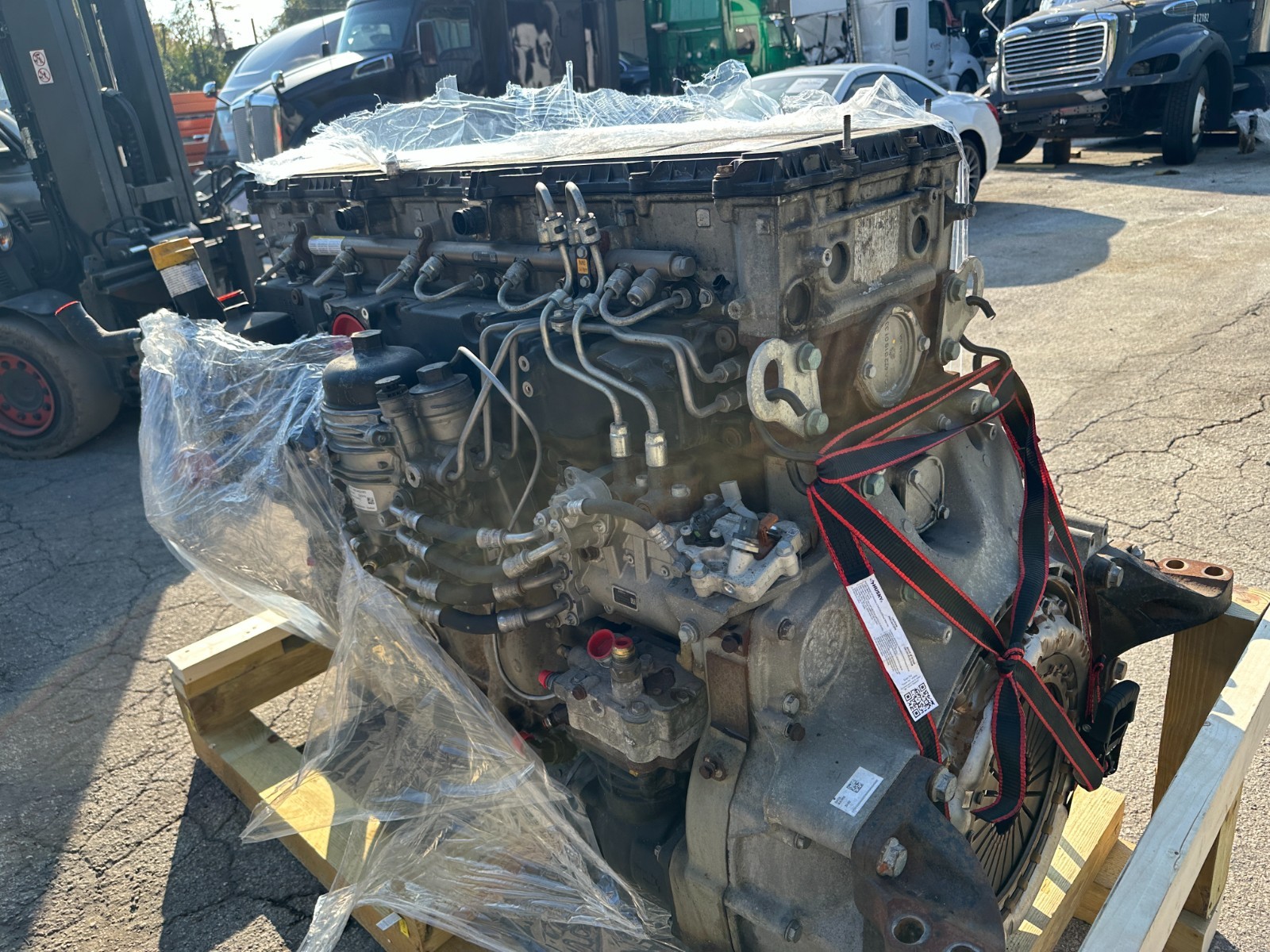 Freightliner Cascadia 126 DD15 Engine 14.8L 505HP 2020 OEM