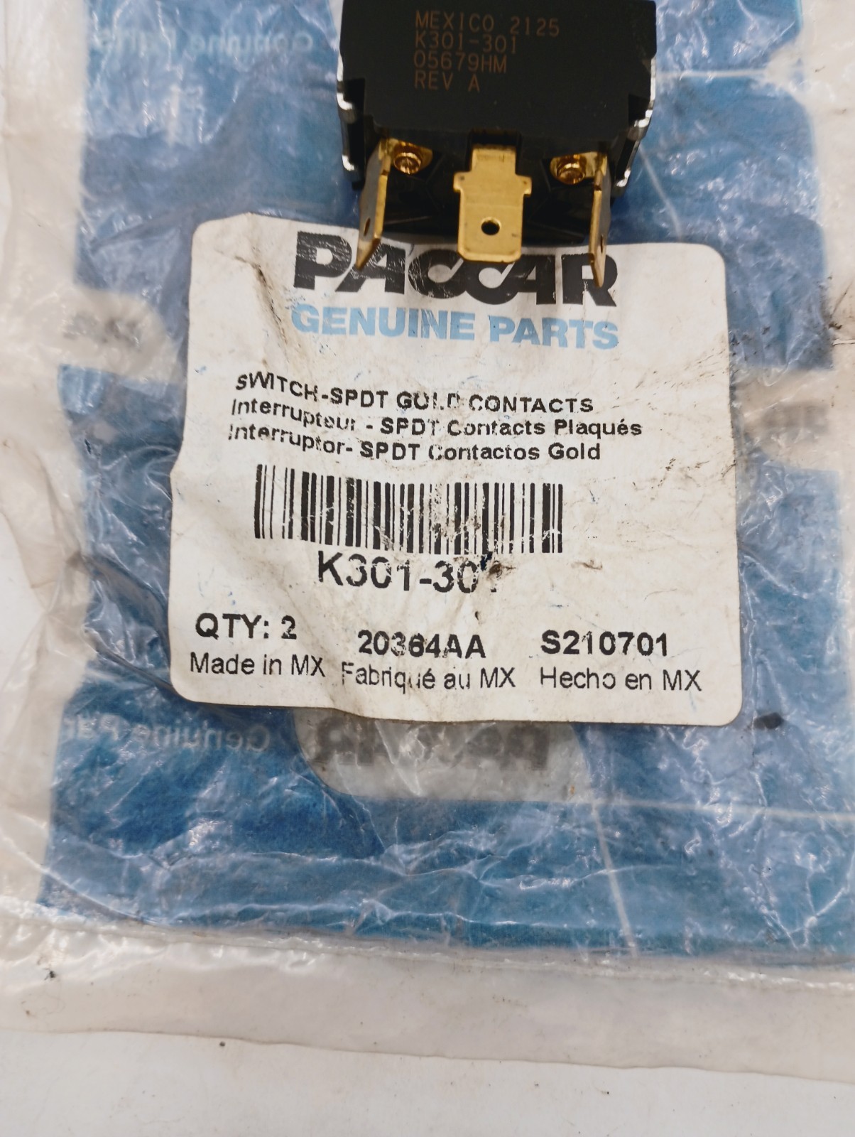 NEW GENUINE OEM PACCAR K301-301 KENWORTH SPDT GOLD CONTACTS TOGGLE SWITCH