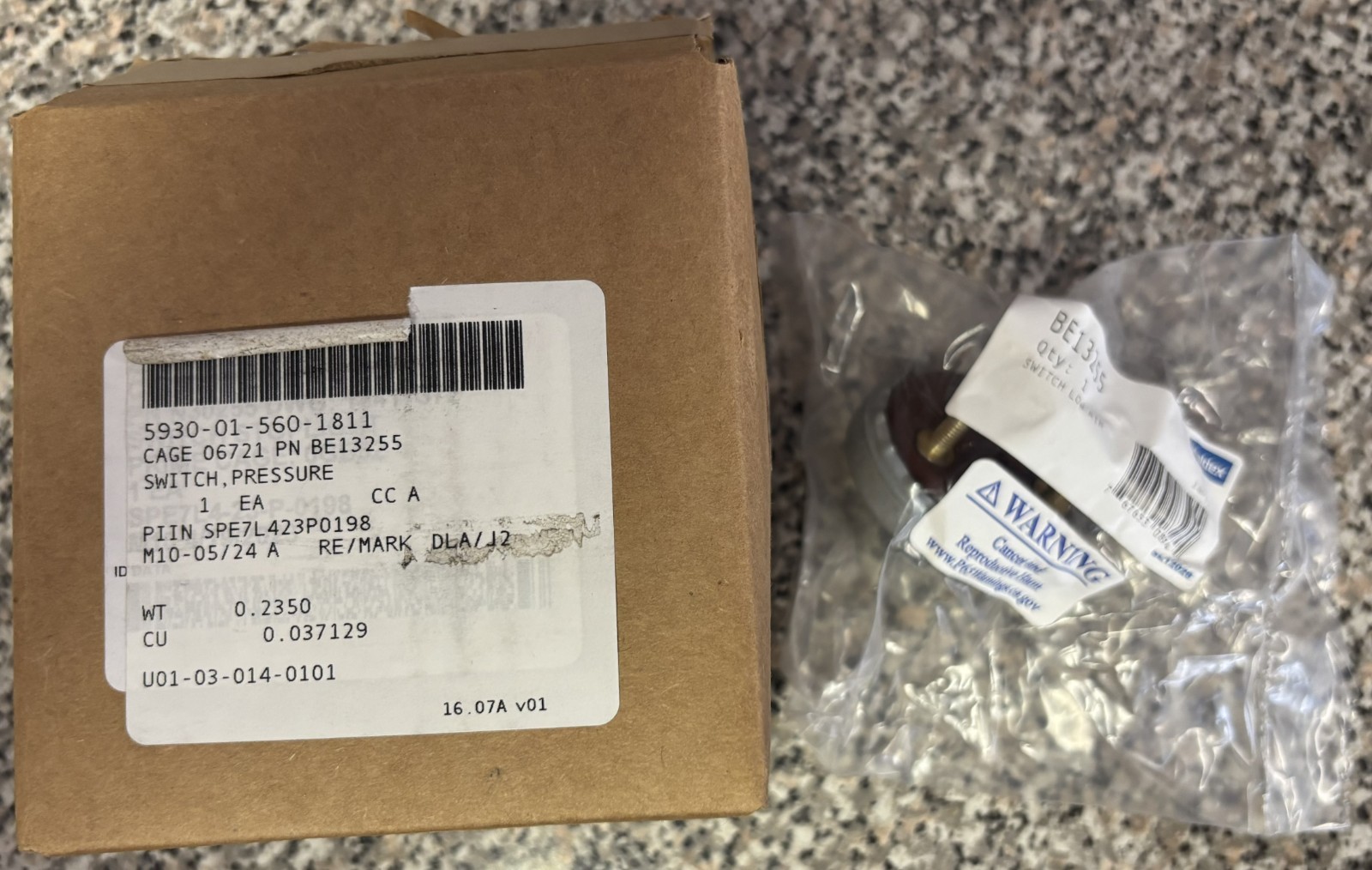 Haldex BE13255 Low Air / Stop Light Pressure Switch NSN 5930-01-560-1811 NEW