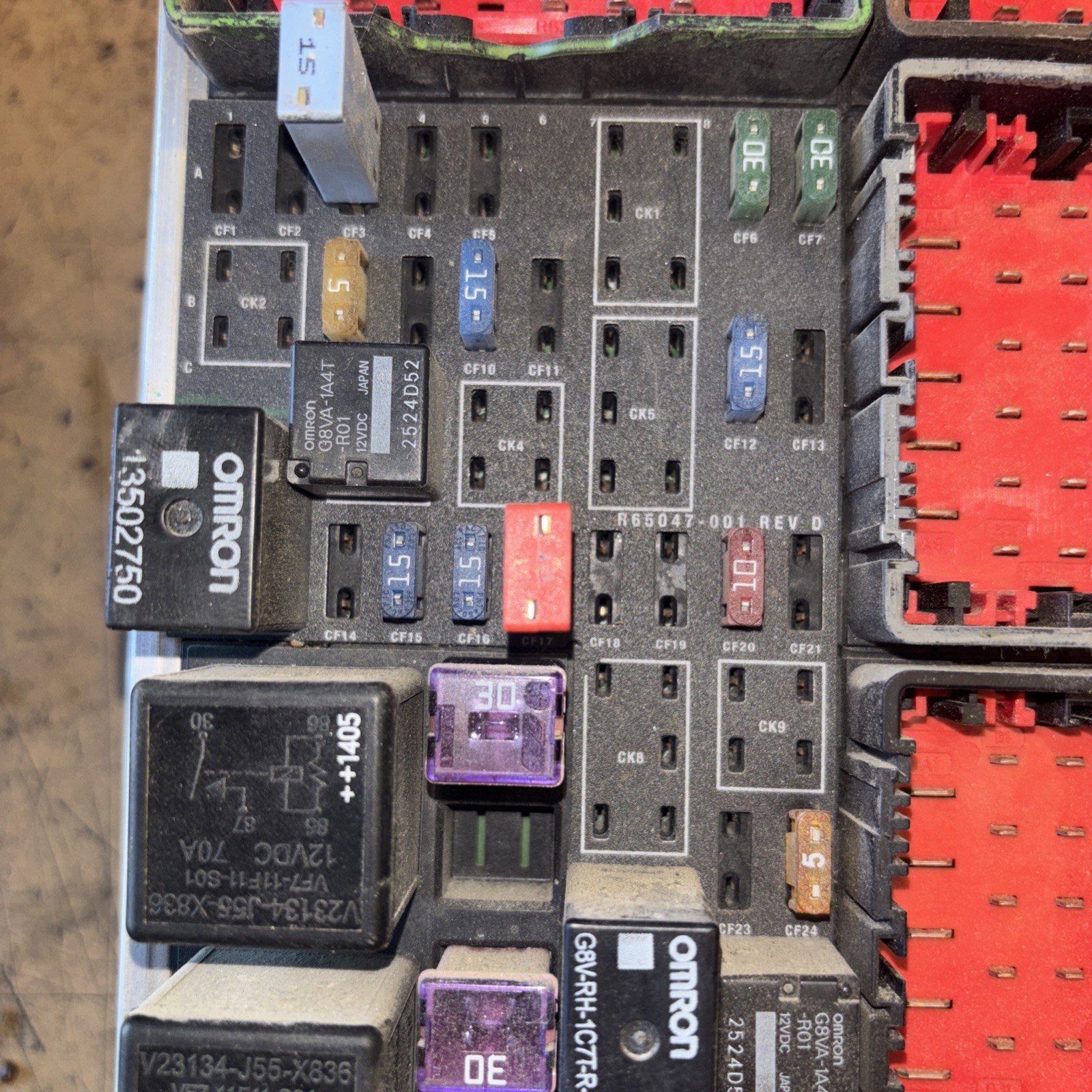 KENWORTH Paccar FUSE-ASSEMBLY CAB PDC NGP P27-1147-0200