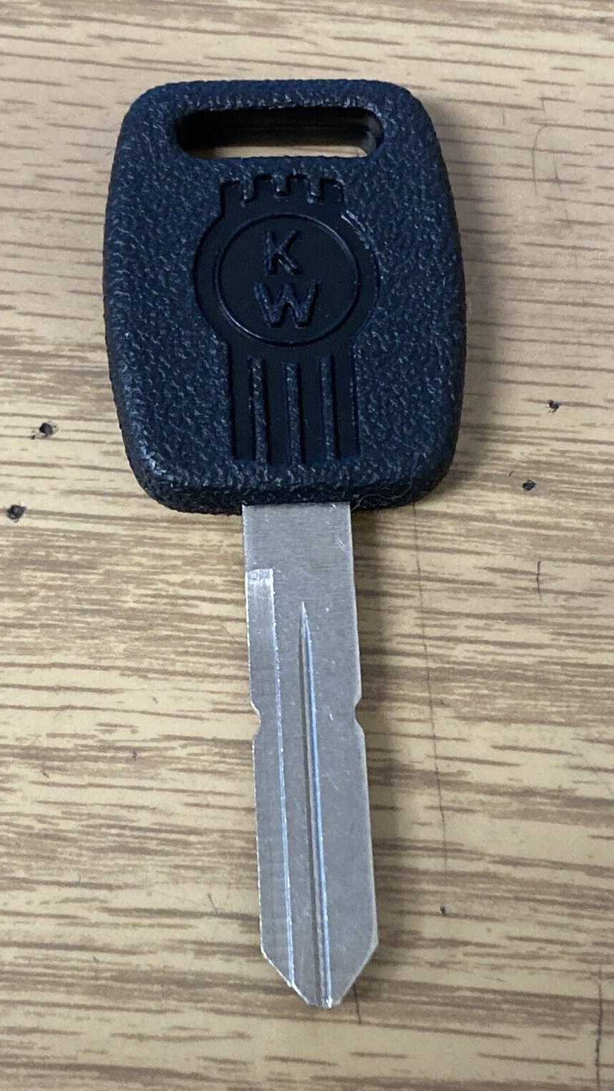 BRAND NEW MOLDED BLANK DOUBLE BITTED LONG KENWORTH KEY w/ KENWORTH LOGO ~ 596807