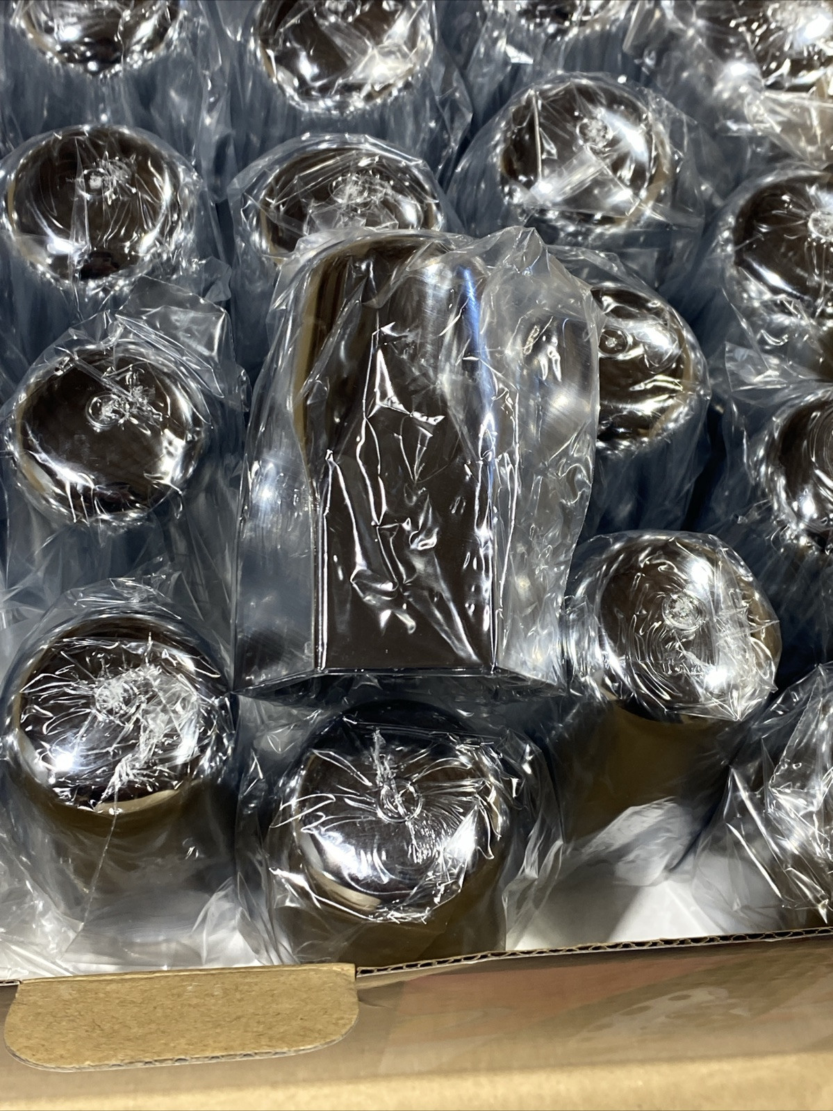 United Pacific 10084CB Tall Wheel Lug Nut Cover 1.5″ X 2 3/4″, Chrome, 60pcs New