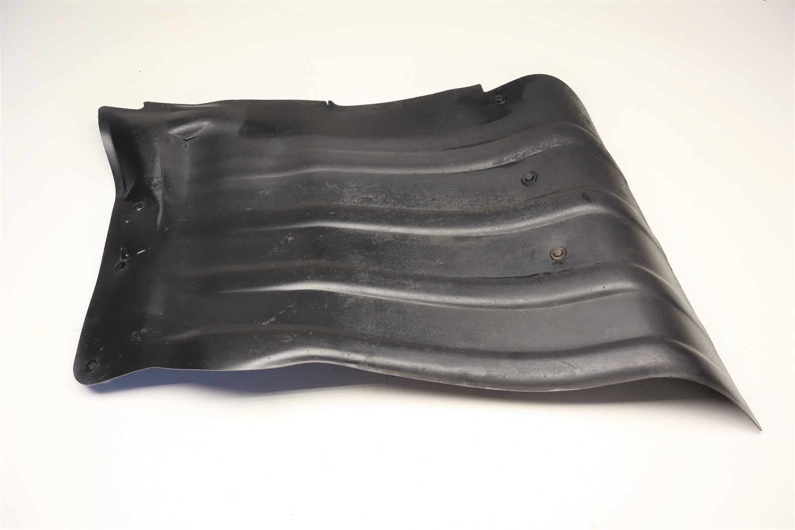2024 KENWORTH T680 LEFT DRIVER FRONT SPLASH SHIELD MUD FLAP N76-1047-100