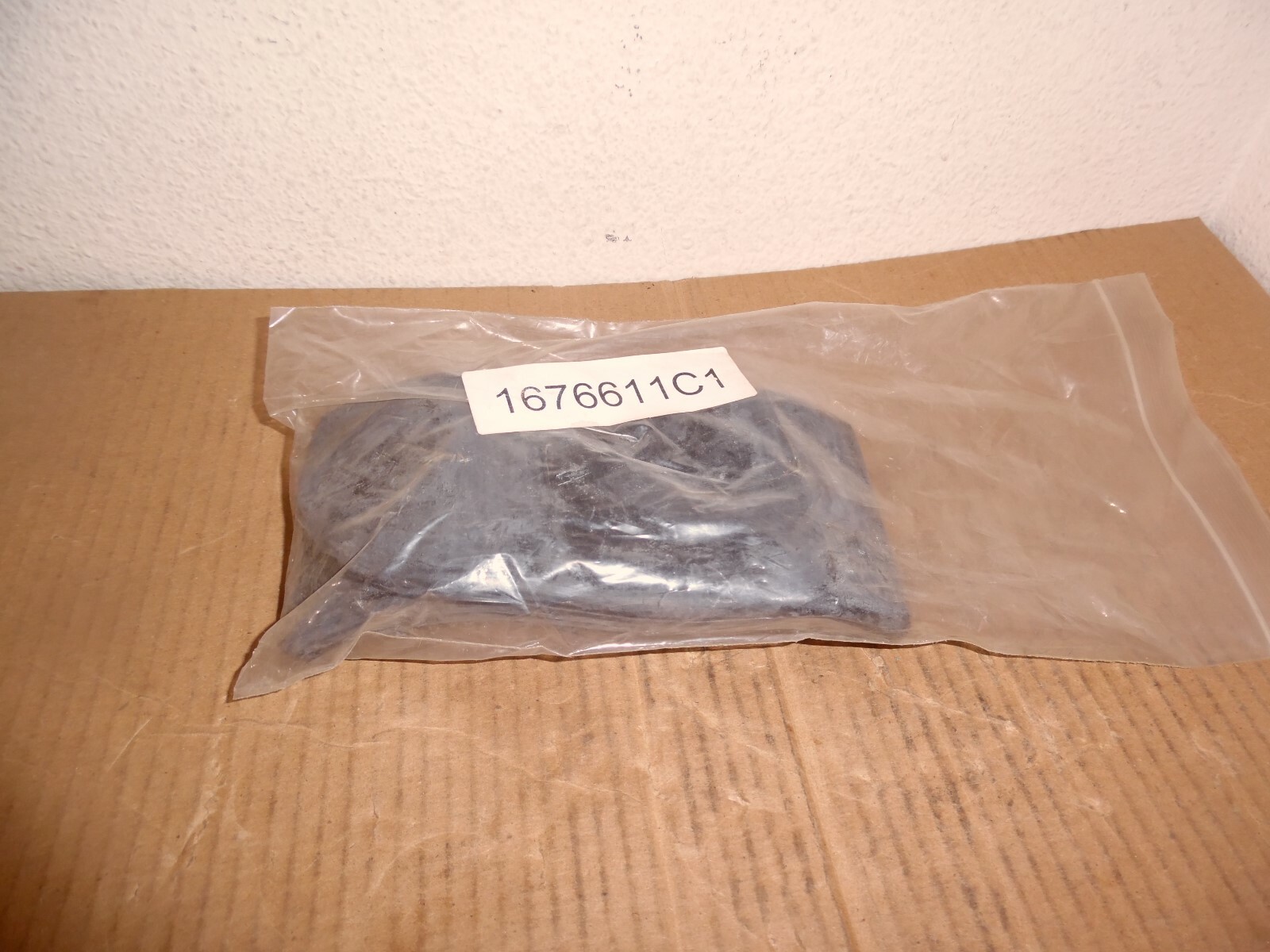 International / Fleetrite 1676611C1 SET, HOOD GLOVE COVER QSP90 New Fast Ship