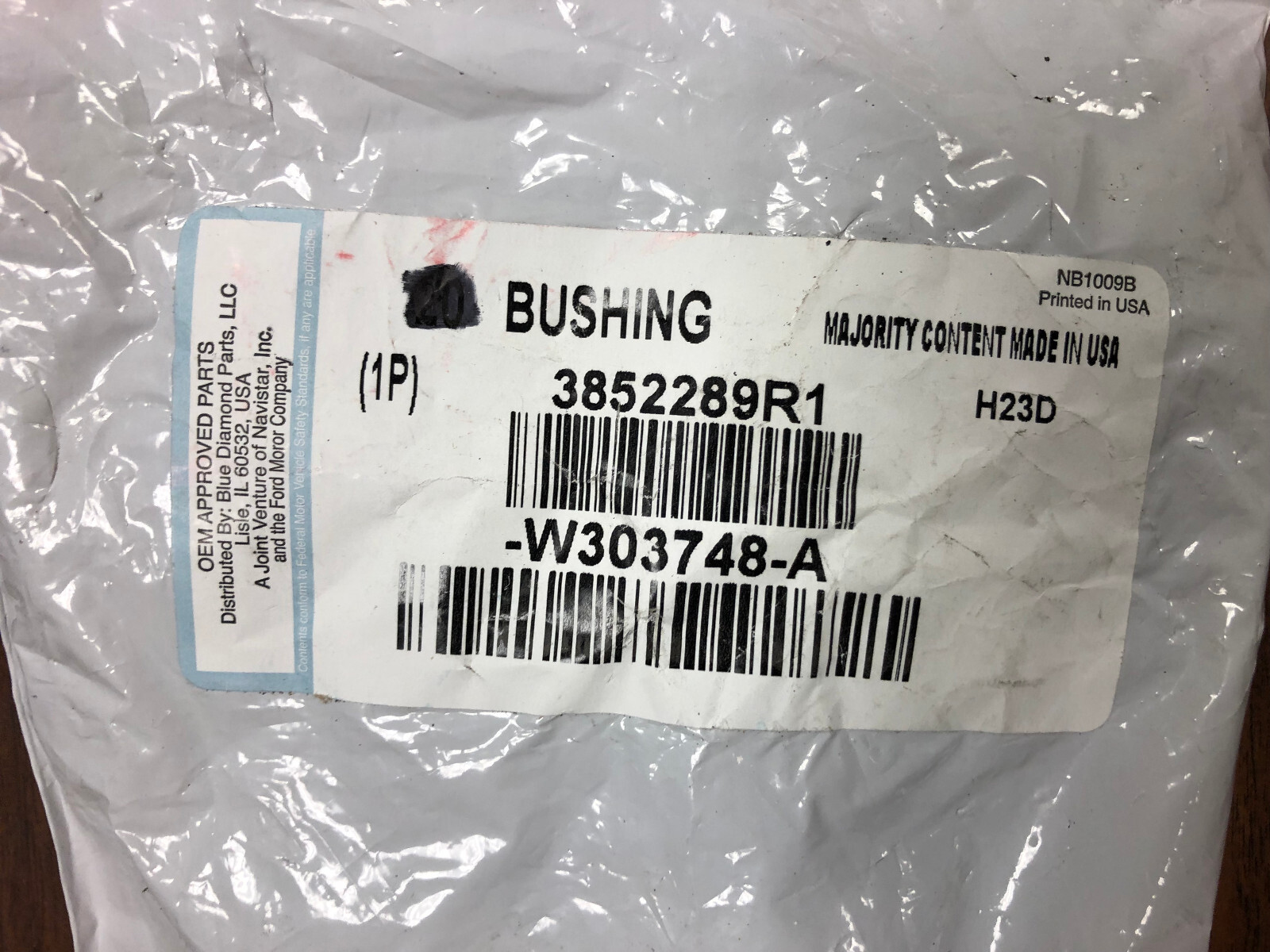 New Genuine OEM International 3852289R1 Bushing, Made In USA
