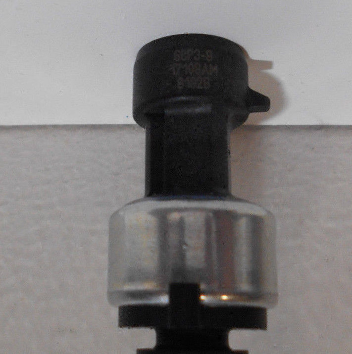 AIR PRESSURE SENSOR 17109AM Fits PETERBILT KENWORTH FREIGHTLINER VOLVO