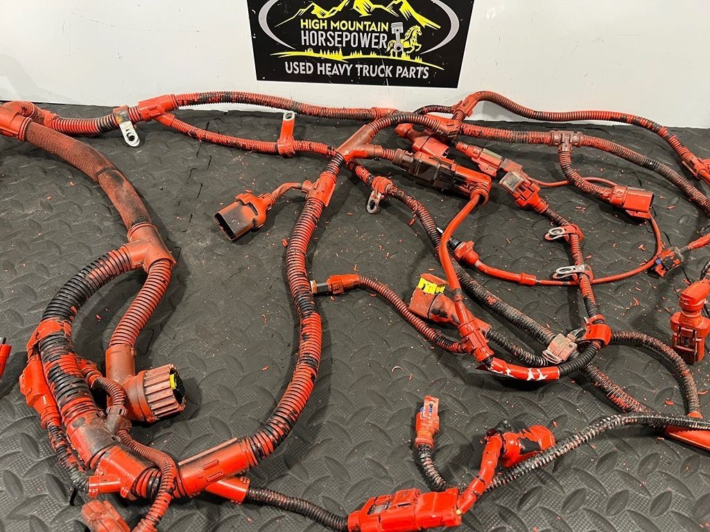 CUMMINS ISX X15 Engine Wiring Harness (Off ’21 Peterbilt 579) PN: 5612187 #17881