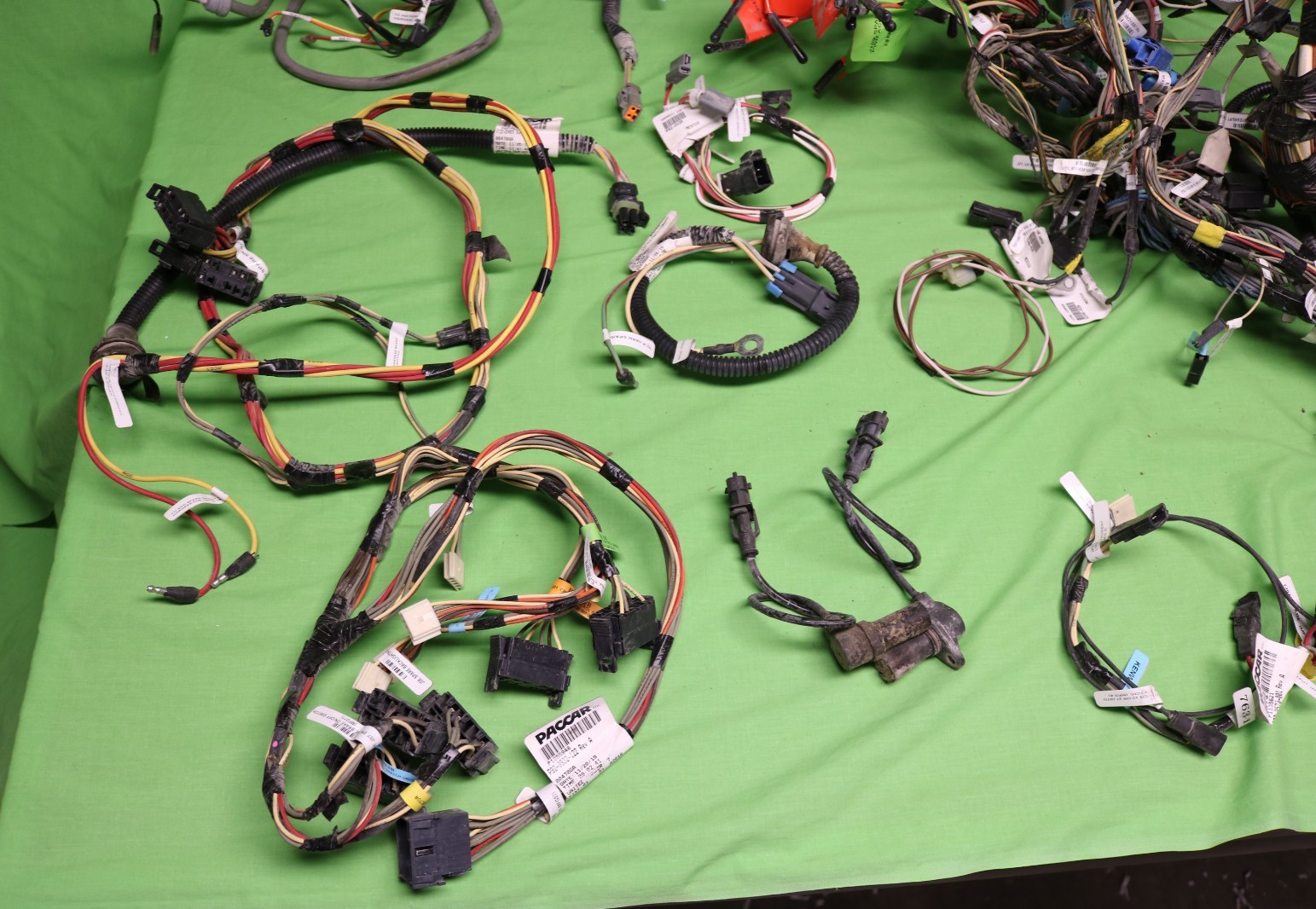 2021 Paccar Kenworth W900 Dash / Cab Wiring Harness, Fuse Box, & Other Wiring