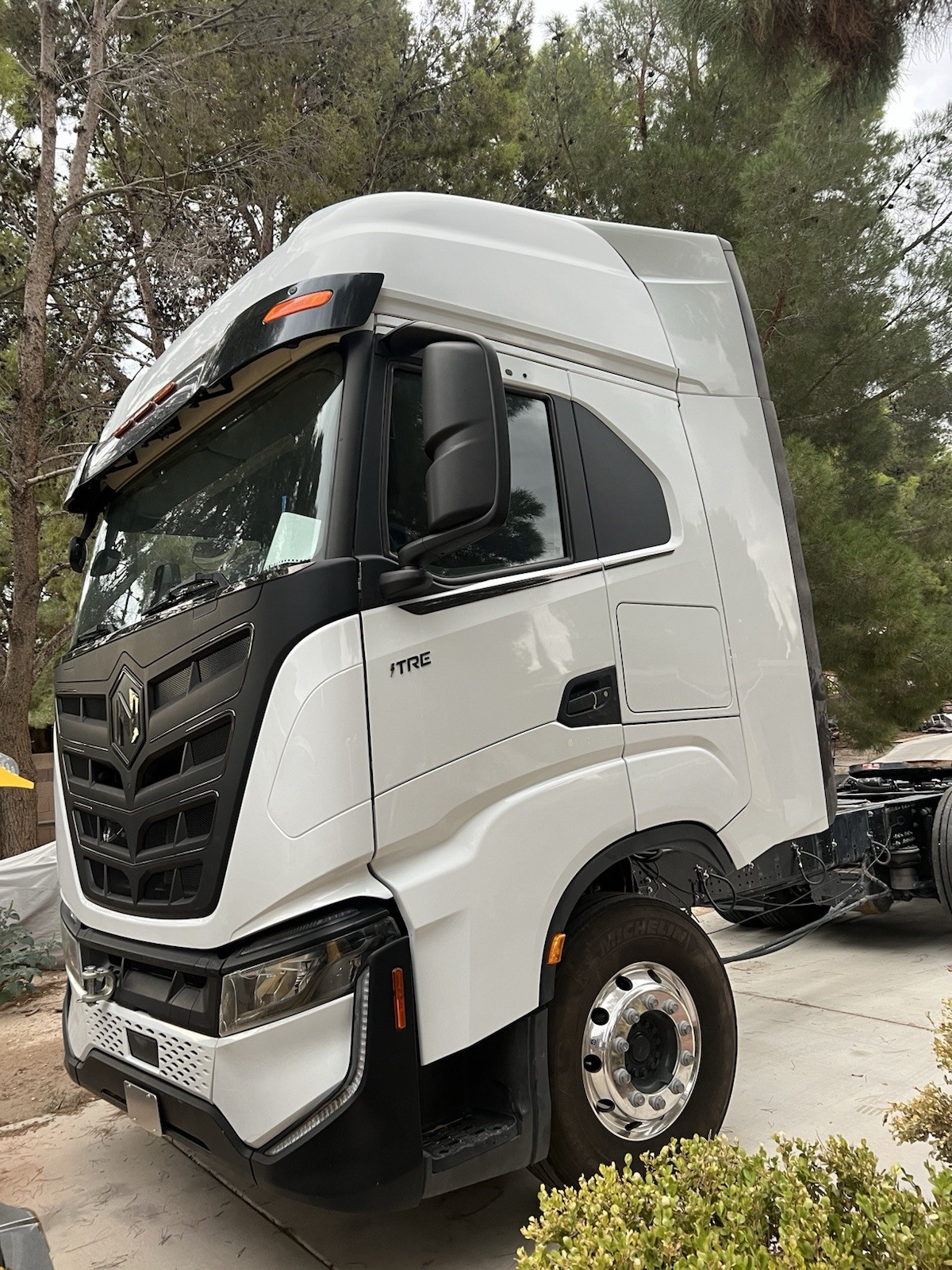 Nikola Electric Semi Truck For Parts