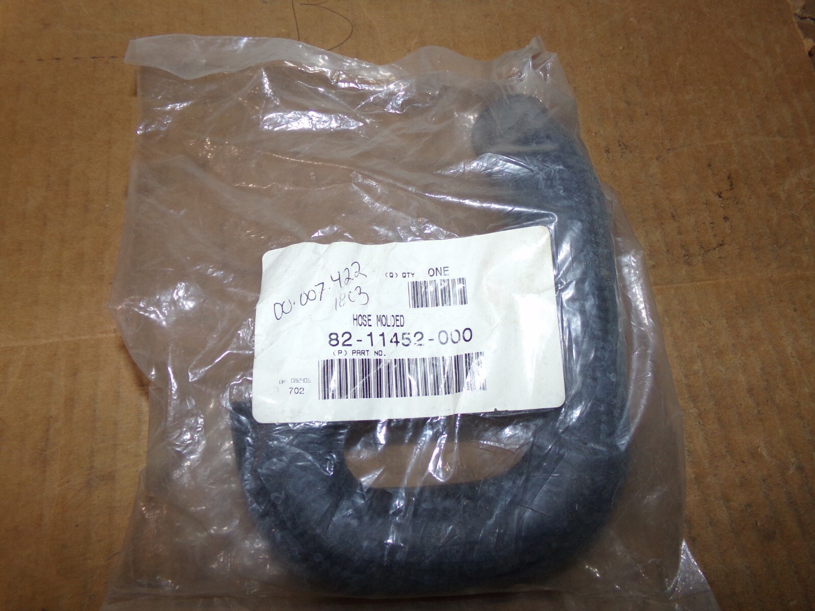 Gillig 82-11452-000 MOLDED HEATER HOSE Mohawk flyer Detroit Diesel *Fast Ship