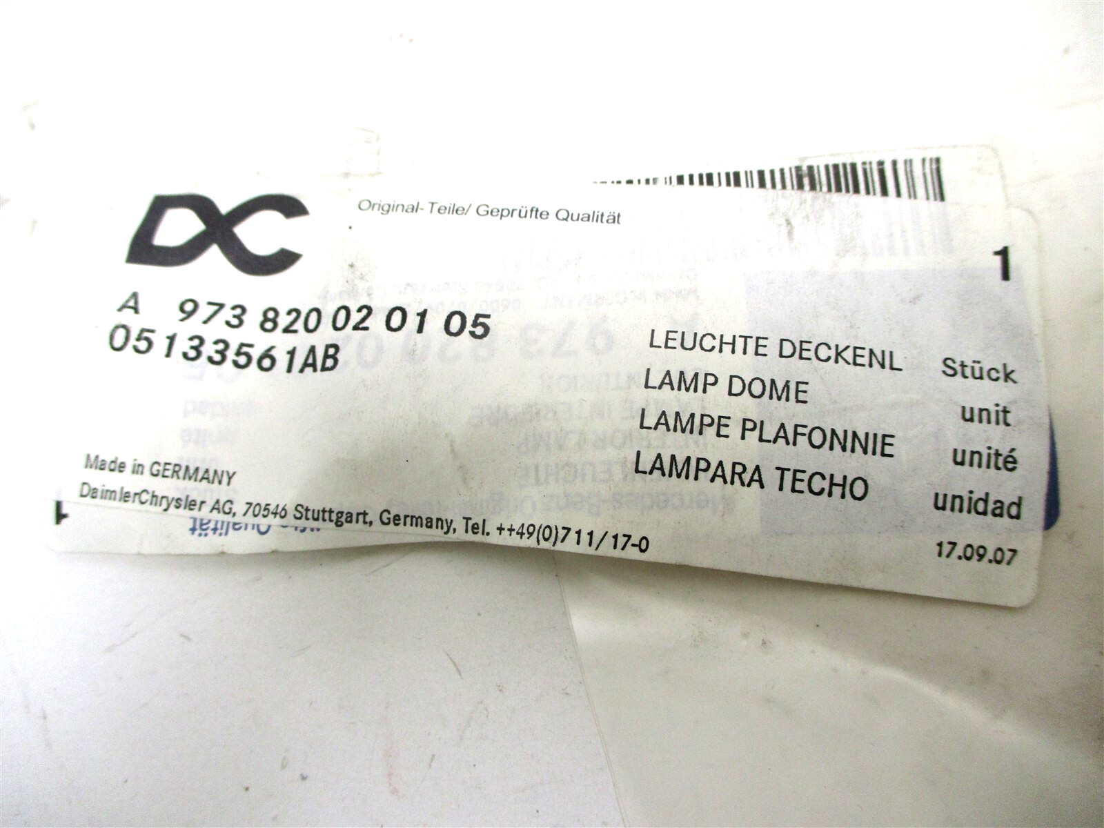 05133561AB NEW OEM MOPAR LED DOME LIGHT DODGE SPRINTER 2003-06