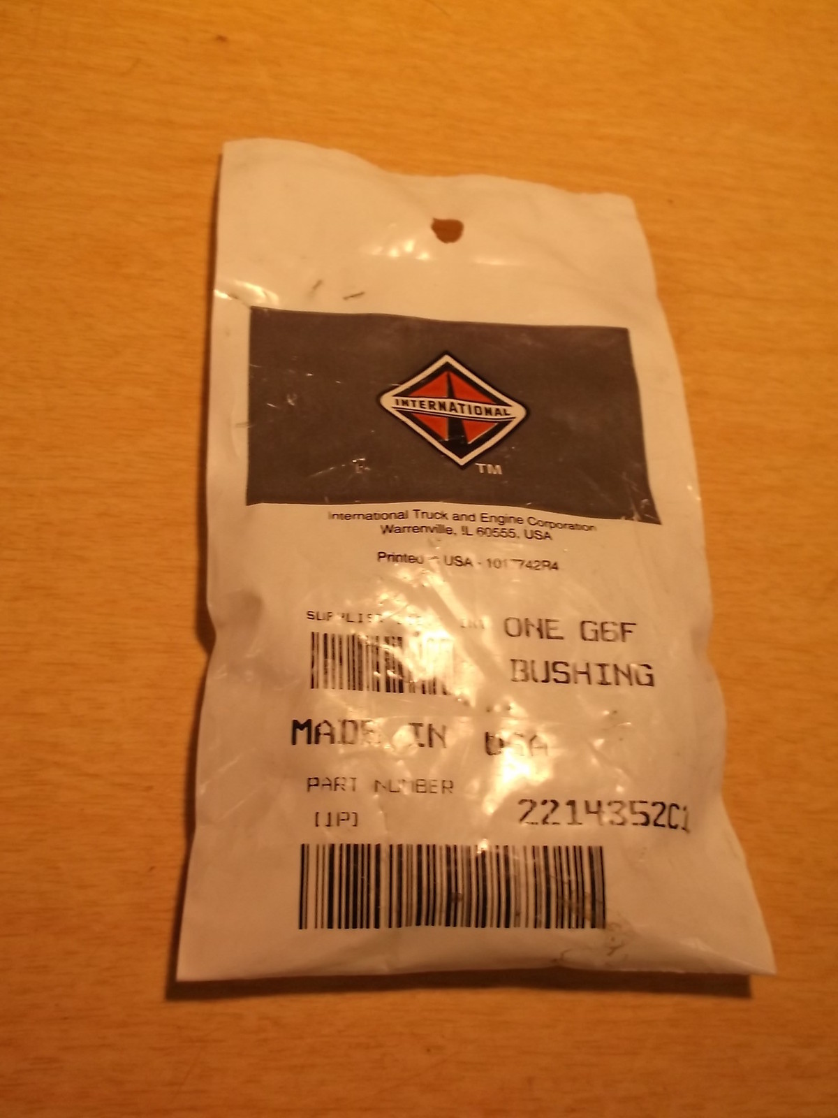 NEW Navistar international Bushing 2214352C1 *FREE SHIPPING*