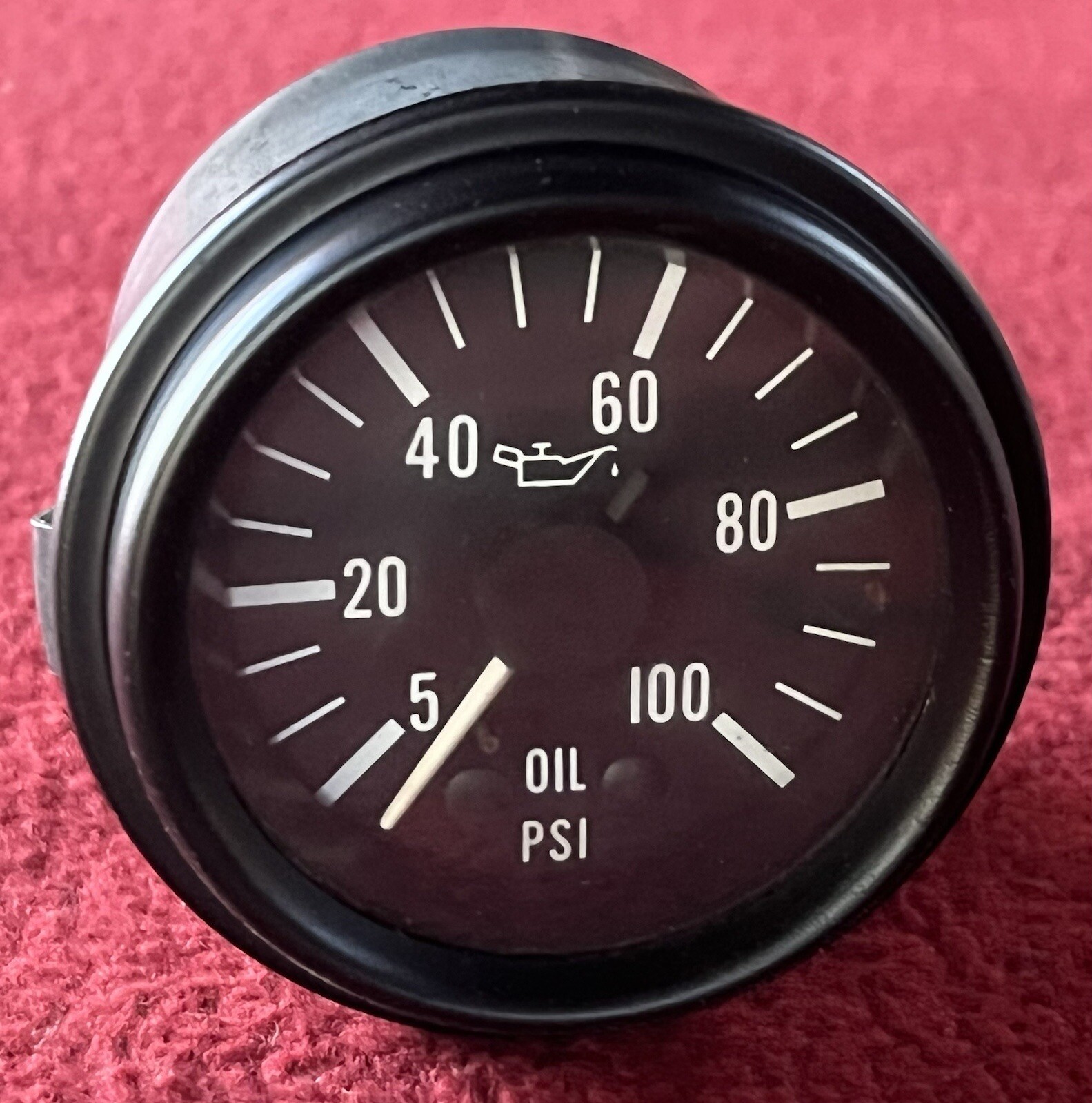 Peterbilt 379 oil psi pressure gauge 349 359 362 377 378 330 357 Kenworth