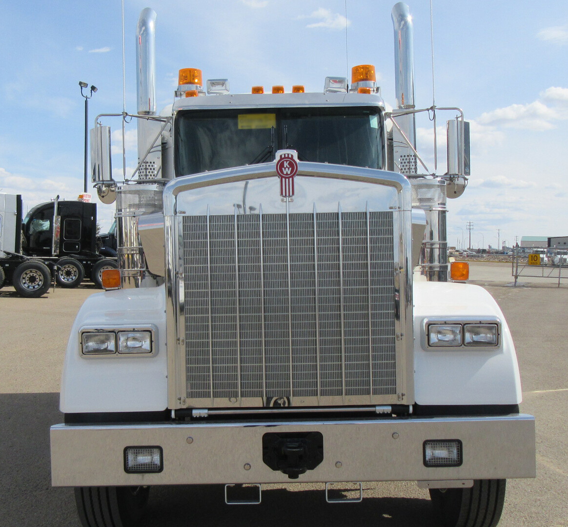 Kenworth W900B Premium Quilted Winter Front w/Tail- As Seen On Ice Road Truckers