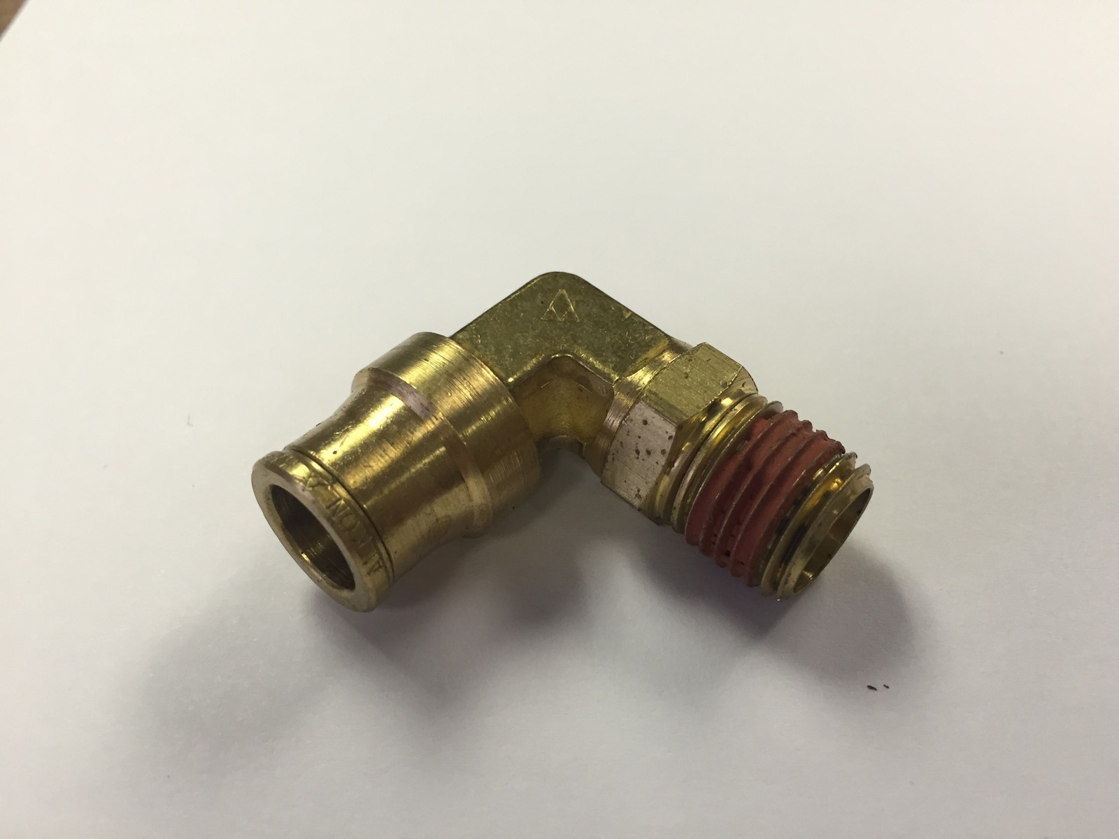 AQ69-DOTS-6X4 – Alkon Brass DOT swivel 90 fitting – 3/8″ PTC air line x 1/4″ NPT